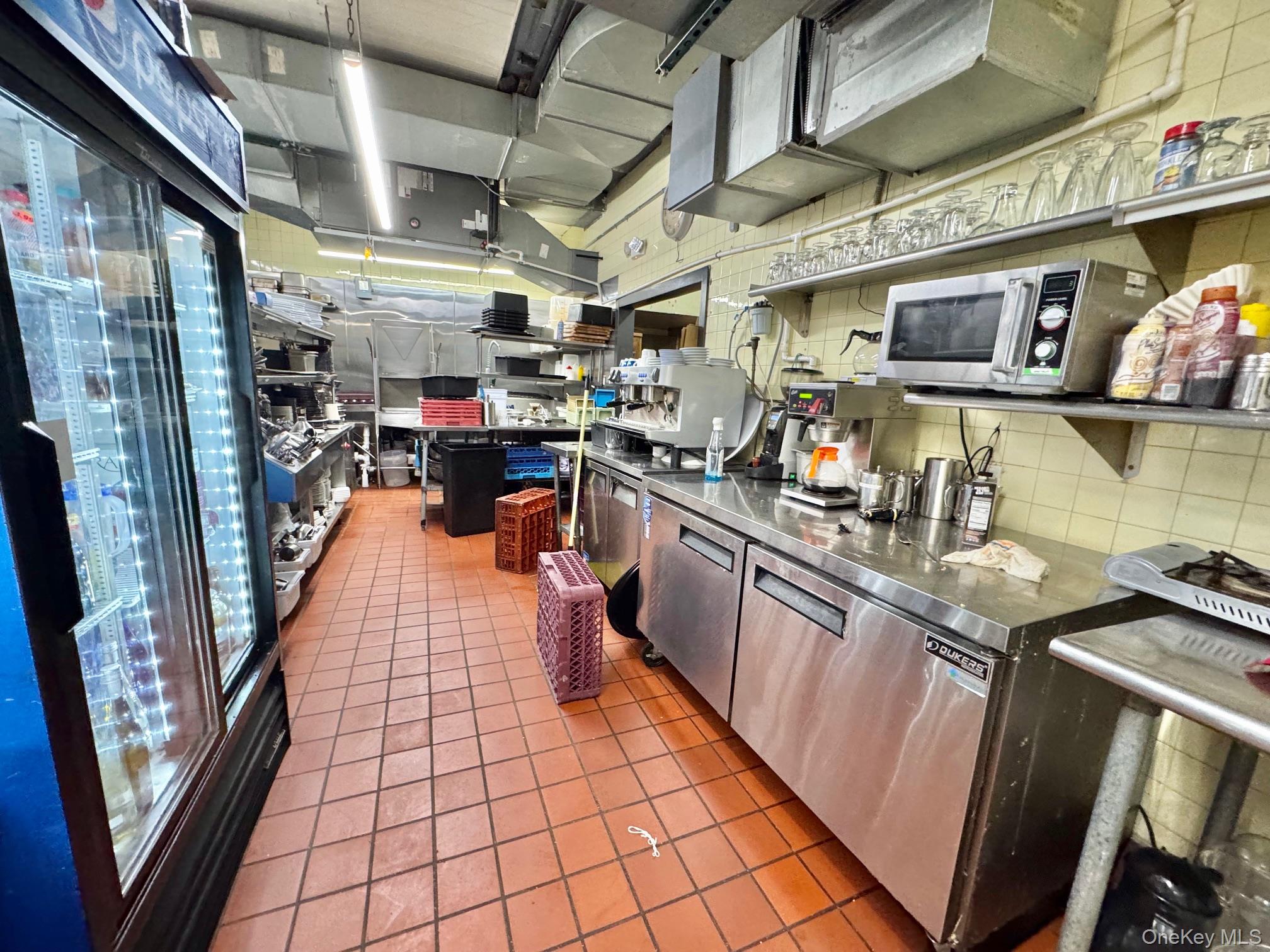 #20 photo, 3943 Merrick Road, Seaford , NY 11783