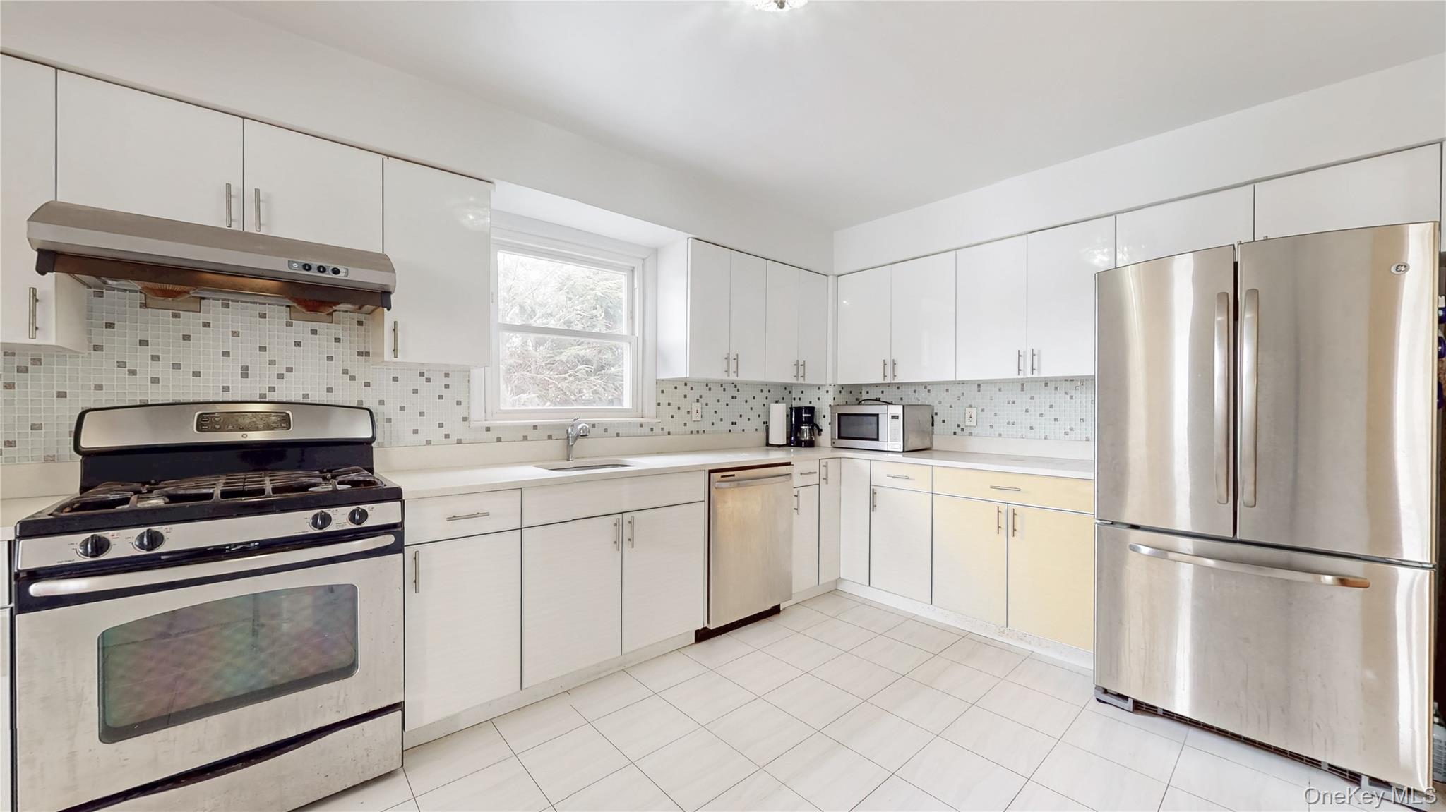 #10 photo, 157-11 Cryders Lane, Whitestone , NY 11357