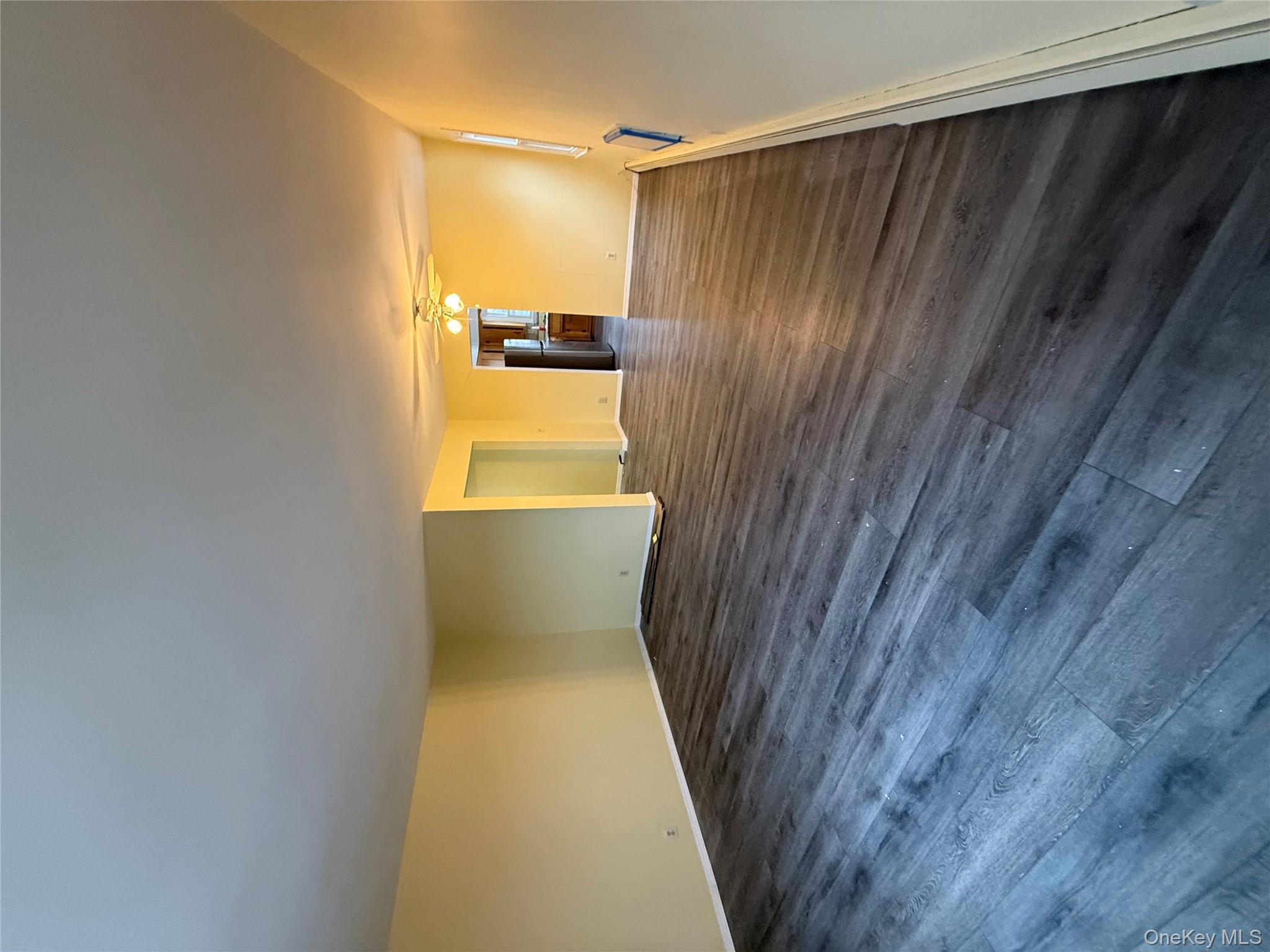 #5 photo, 166 Hillcrest Road, Mount Vernon , NY 10552