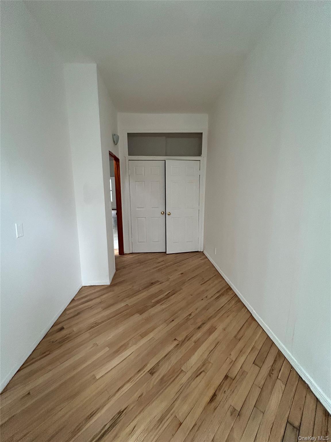 #4 photo, 572 Ninth Avenue, New York (Manhattan) , NY 10036