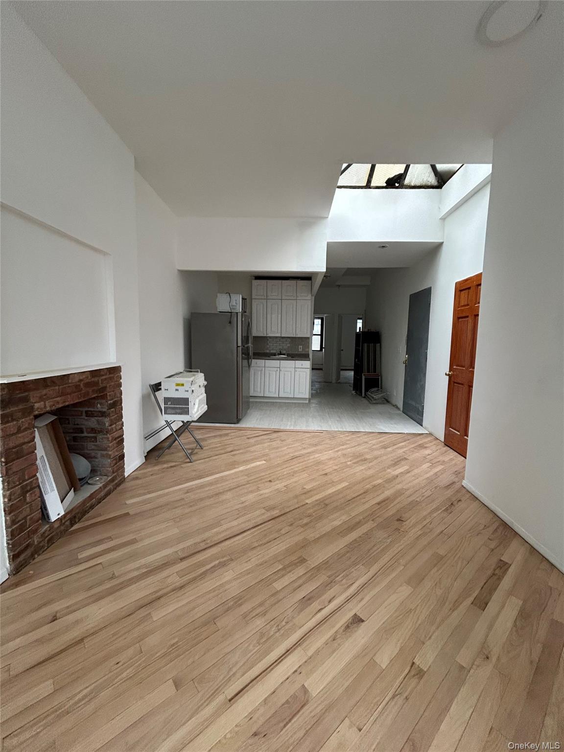 #6 photo, 572 Ninth Avenue, New York (Manhattan) , NY 10036