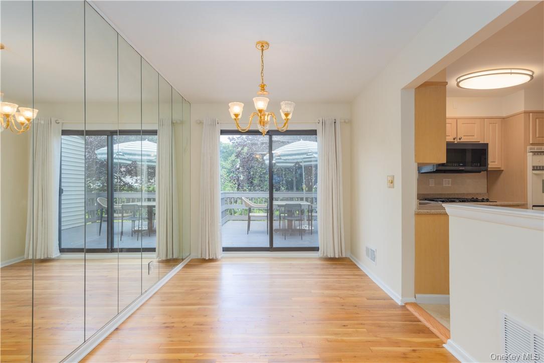 #10 photo, 55 W Devonia Avenue, 纽约州 Fleetwood , NY 10552