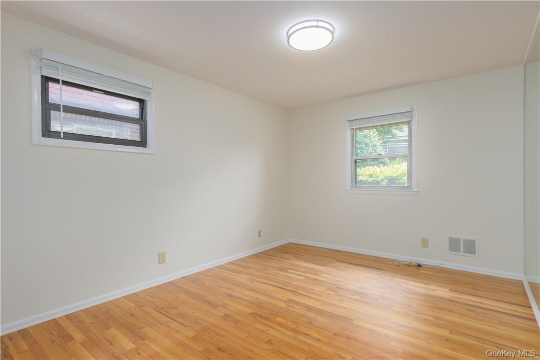 #13 photo, 55 W Devonia Avenue, 纽约州 Fleetwood , NY 10552