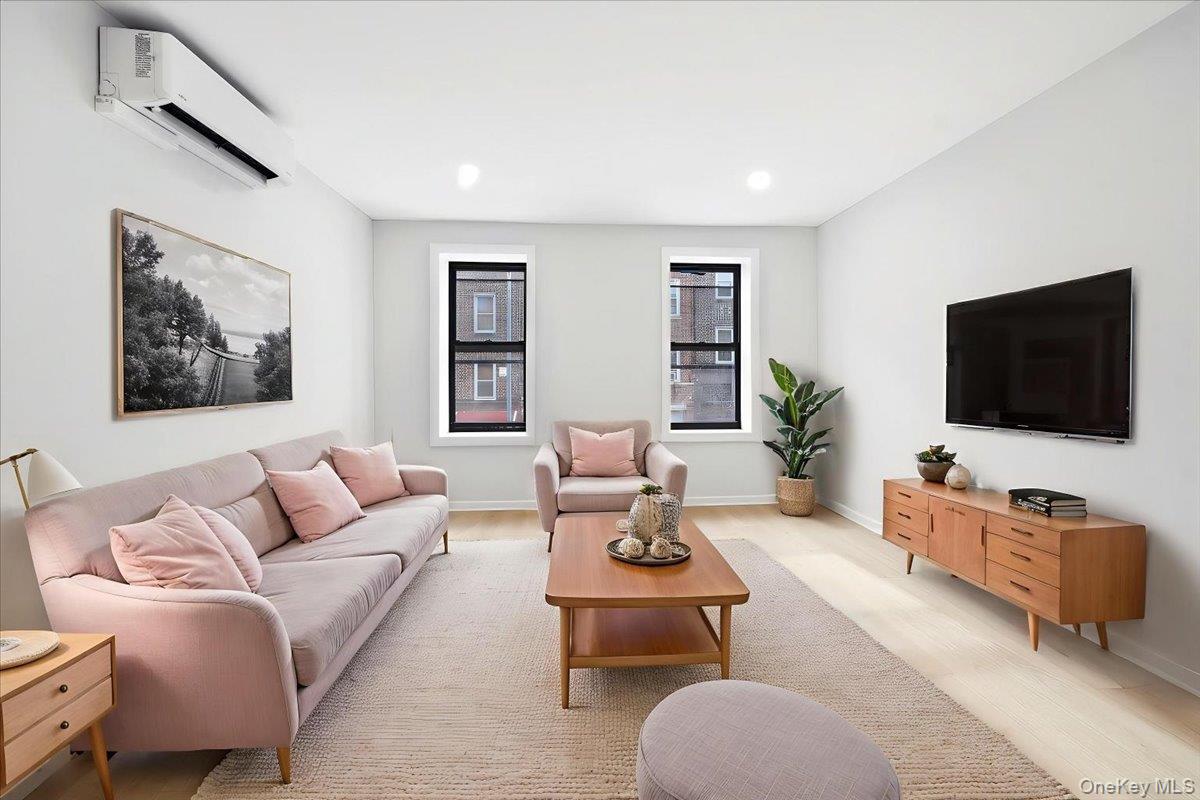 #4 photo, 2257 Hampden Place, ব্রঙ্কস Bronx , NY 10468