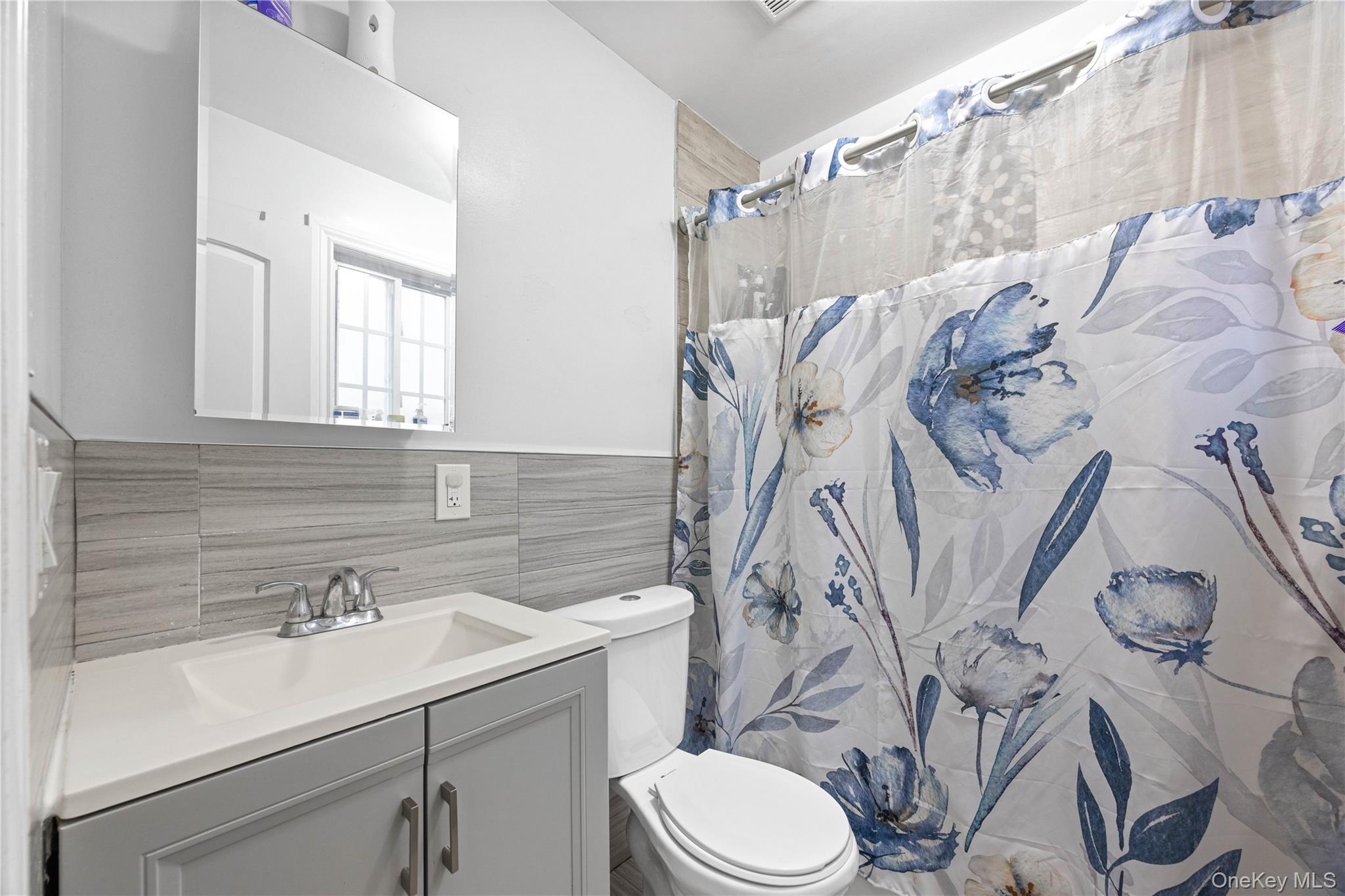 #12 photo, 2611 Decatur Avenue, Бронкс ‖ Bronx , NY 10458