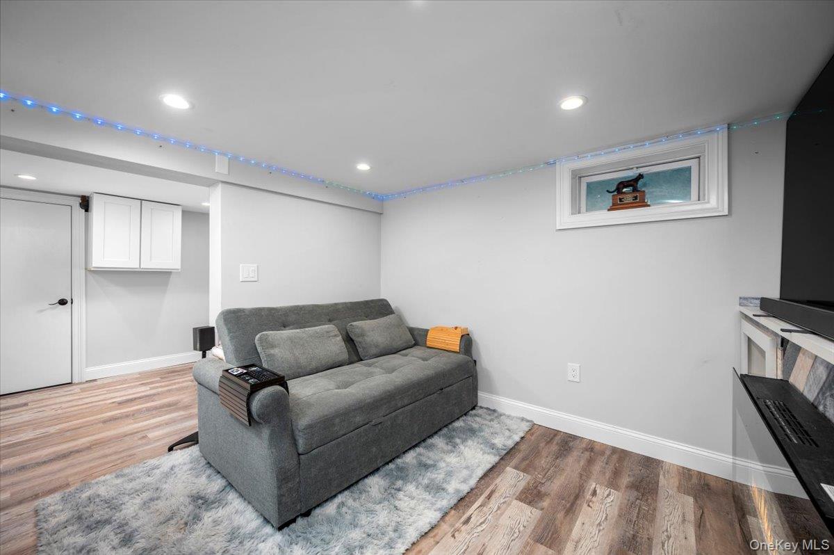 #14 photo, 216 Florence Street, Mamaroneck , NY 10543