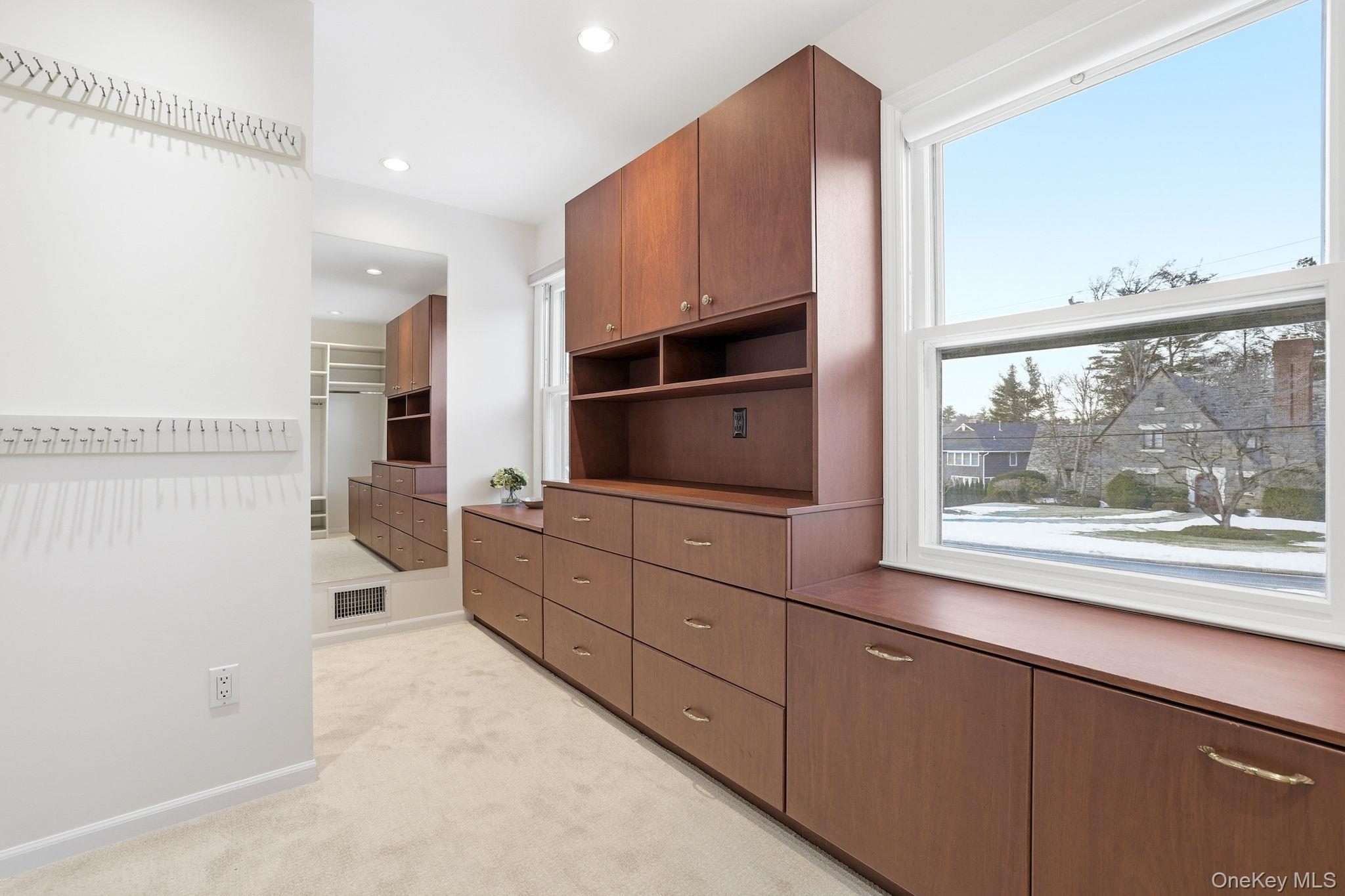 #19 photo, 42 Butler Road, 뉴욕주 Scarsdale , NY 10583