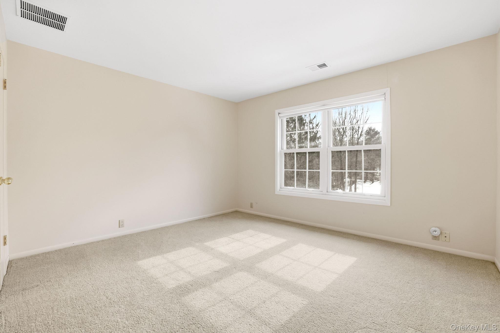 #17 photo, 4 Westfield Road, White Plains , NY 10605