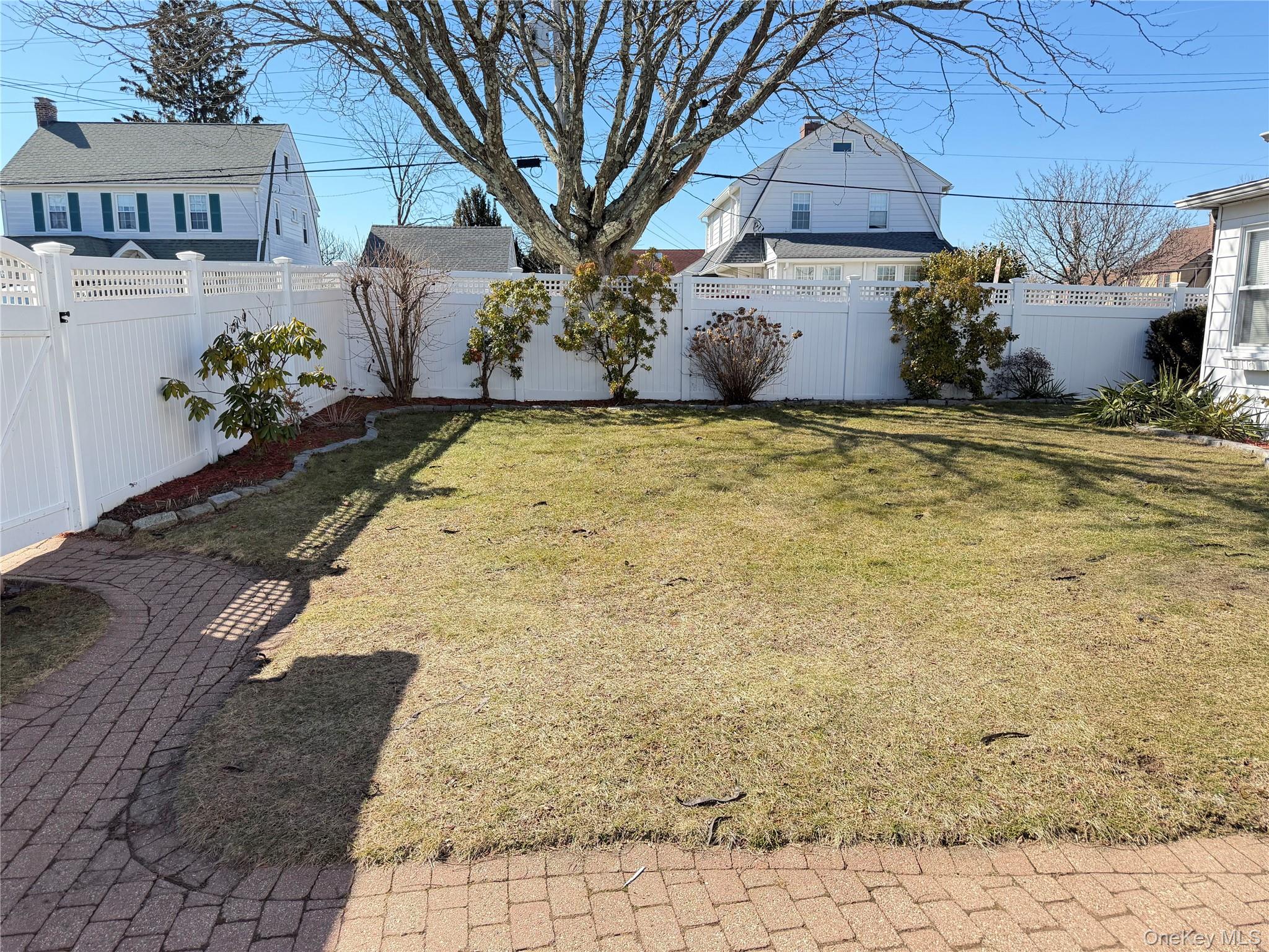 #17 photo, 12 Irenhyl Avenue, Port Chester , NY 10573