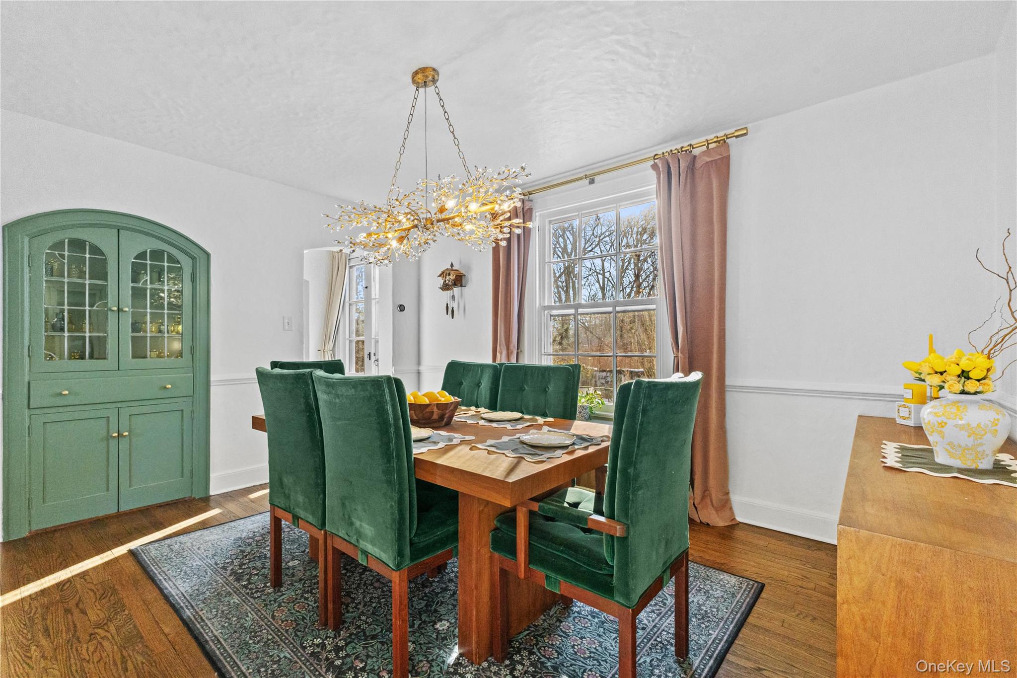 #10 photo, 2 Apple Tree Close, Chappaqua , NY 10514