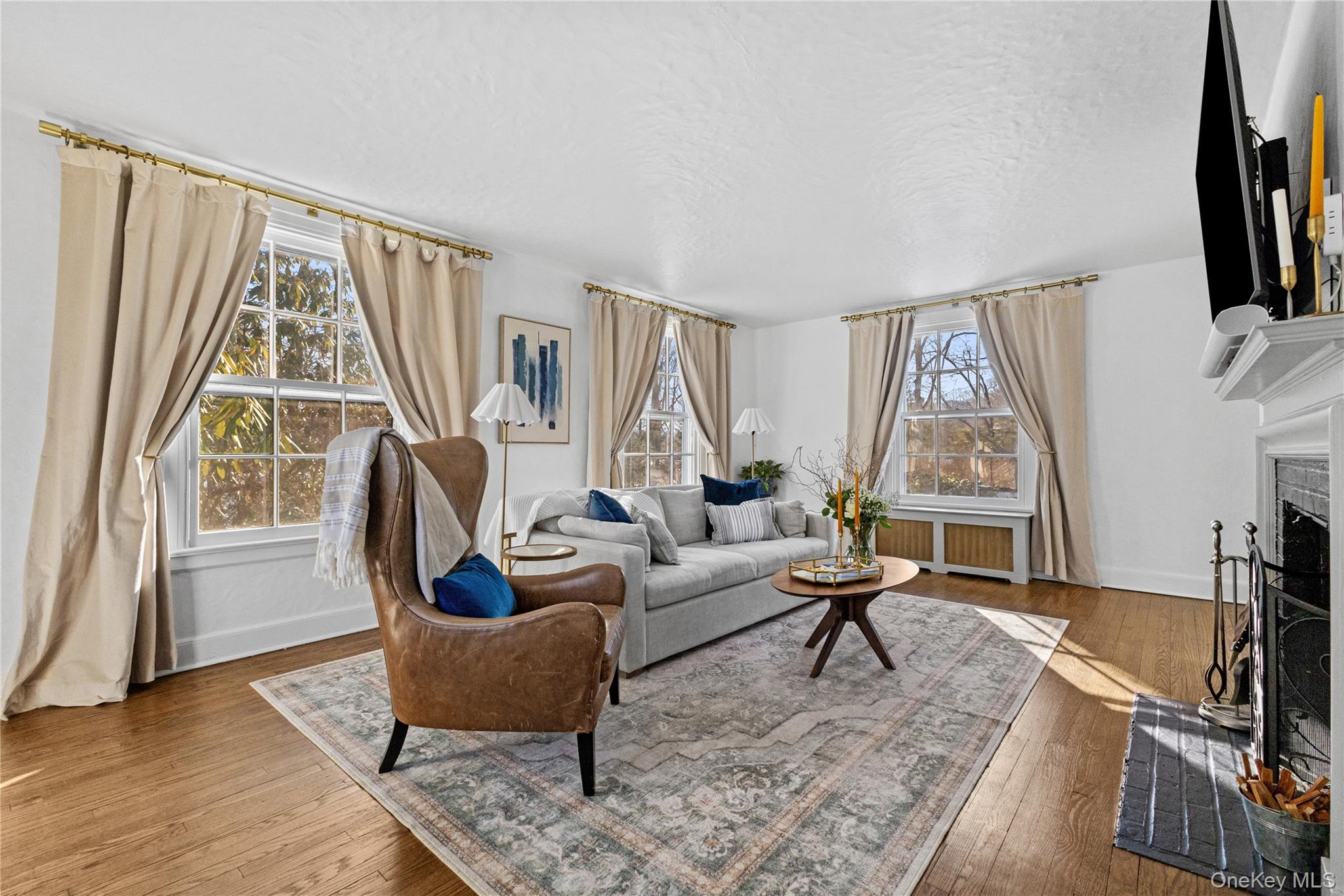 #13 photo, 2 Apple Tree Close, Chappaqua , NY 10514