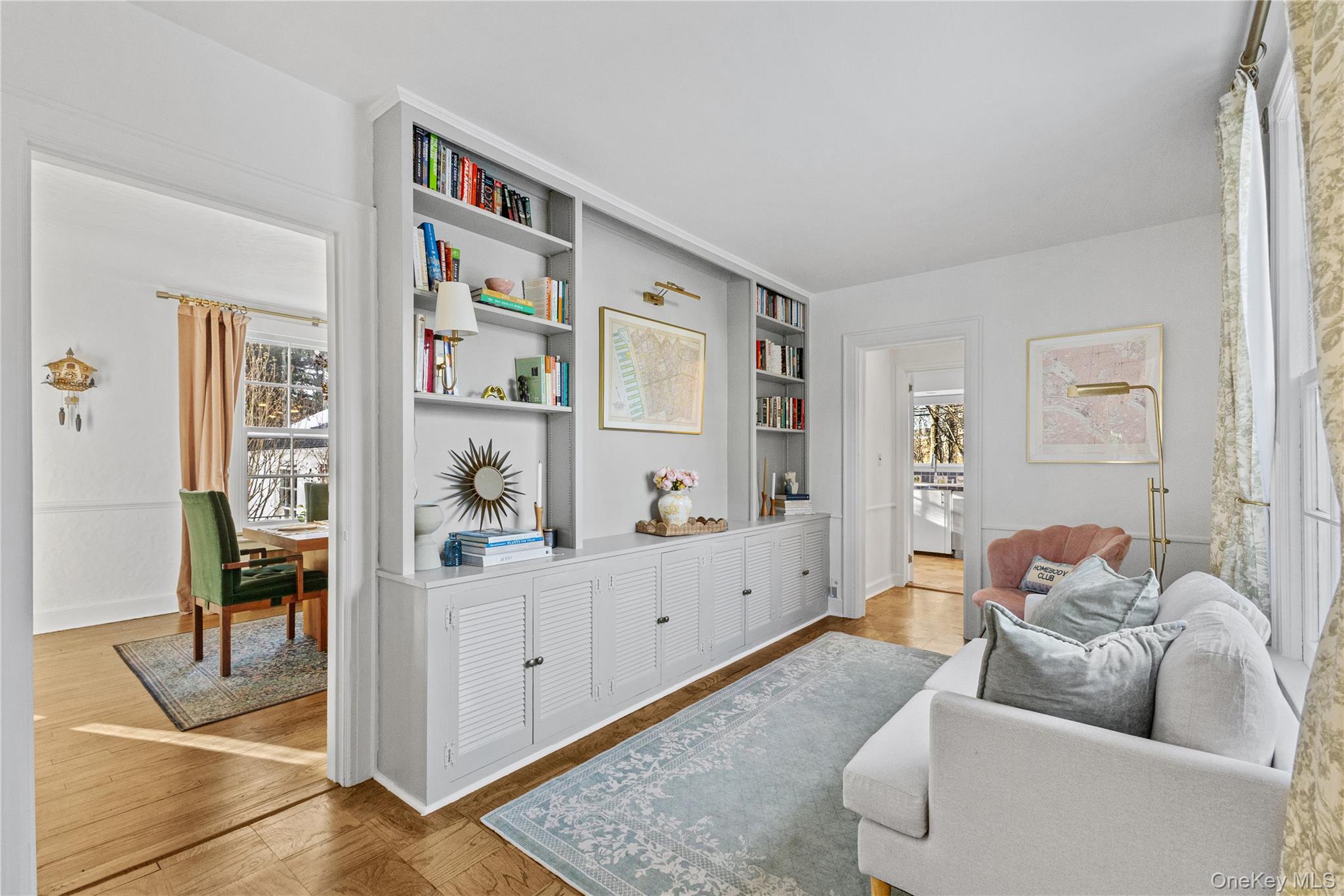 #4 photo, 2 Apple Tree Close, Chappaqua , NY 10514