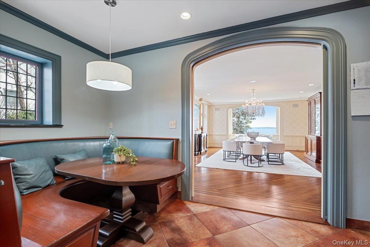 #17 photo, 19 Oak Bluff Avenue, 뉴욕주 Larchmont , NY 10538