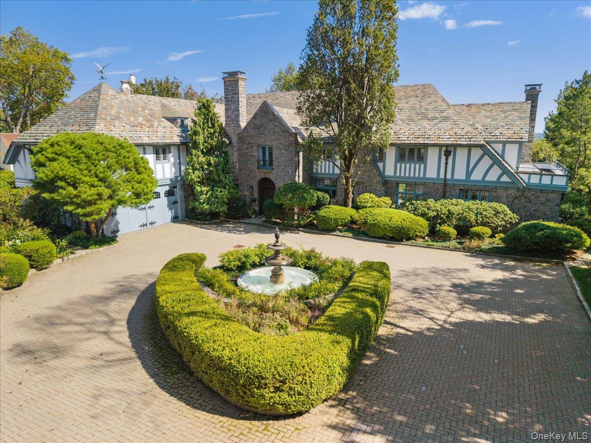 #2 photo, 19 Oak Bluff Avenue, 뉴욕주 Larchmont , NY 10538