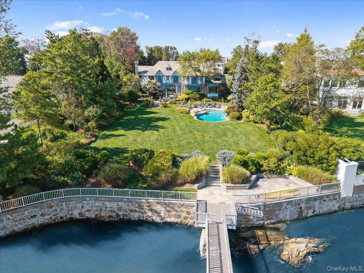 #3 photo, 19 Oak Bluff Avenue, 뉴욕주 Larchmont , NY 10538