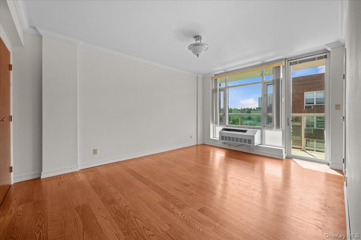 #2 photo, 3511 Cambridge Avenue, Bronx , NY 10463