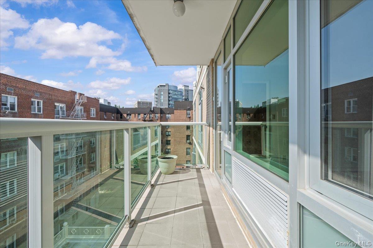 #4 photo, 3511 Cambridge Avenue, Bronx , NY 10463