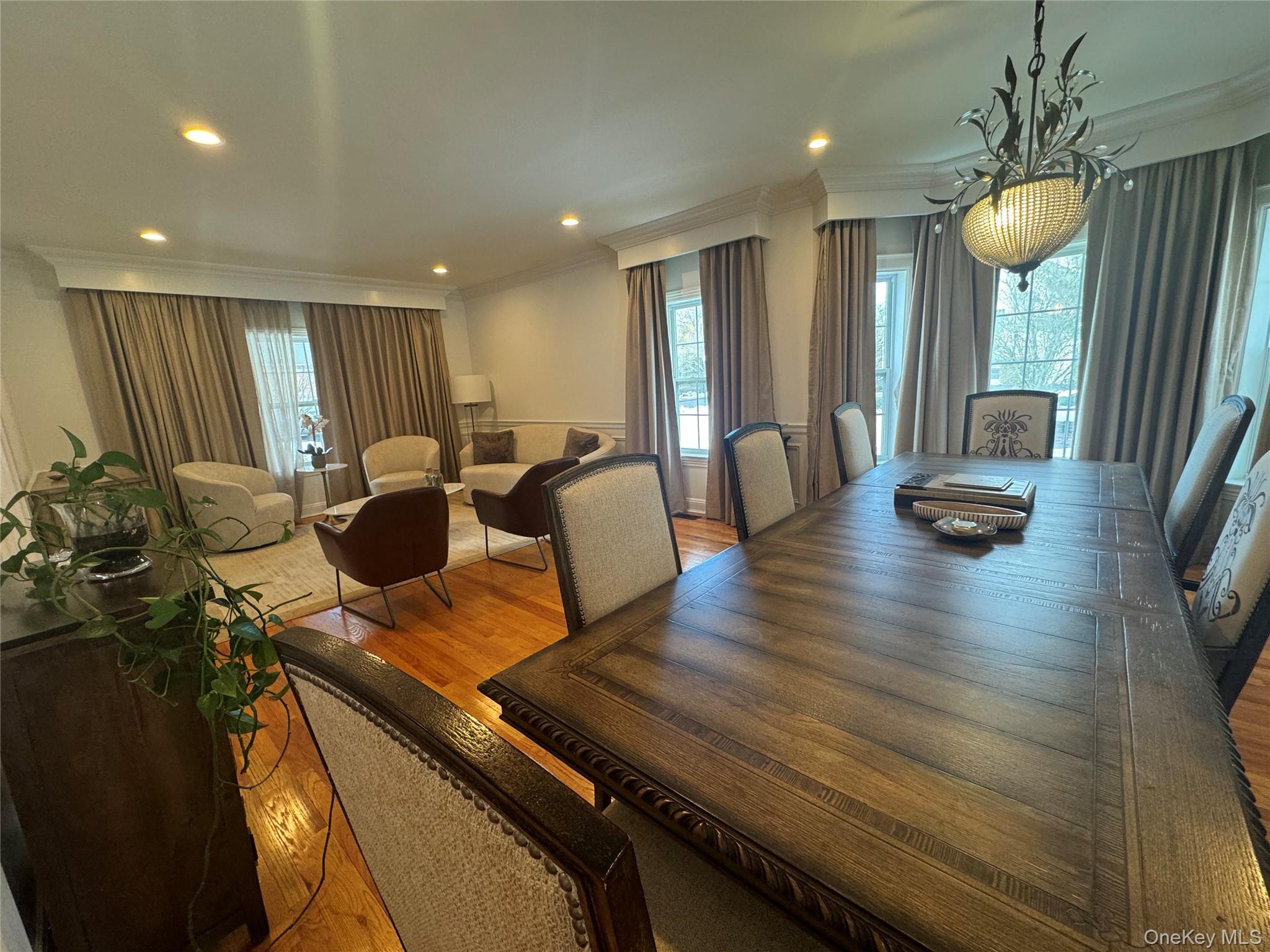 #11 photo, 221 Rivendell Court, Melville , NY 11747