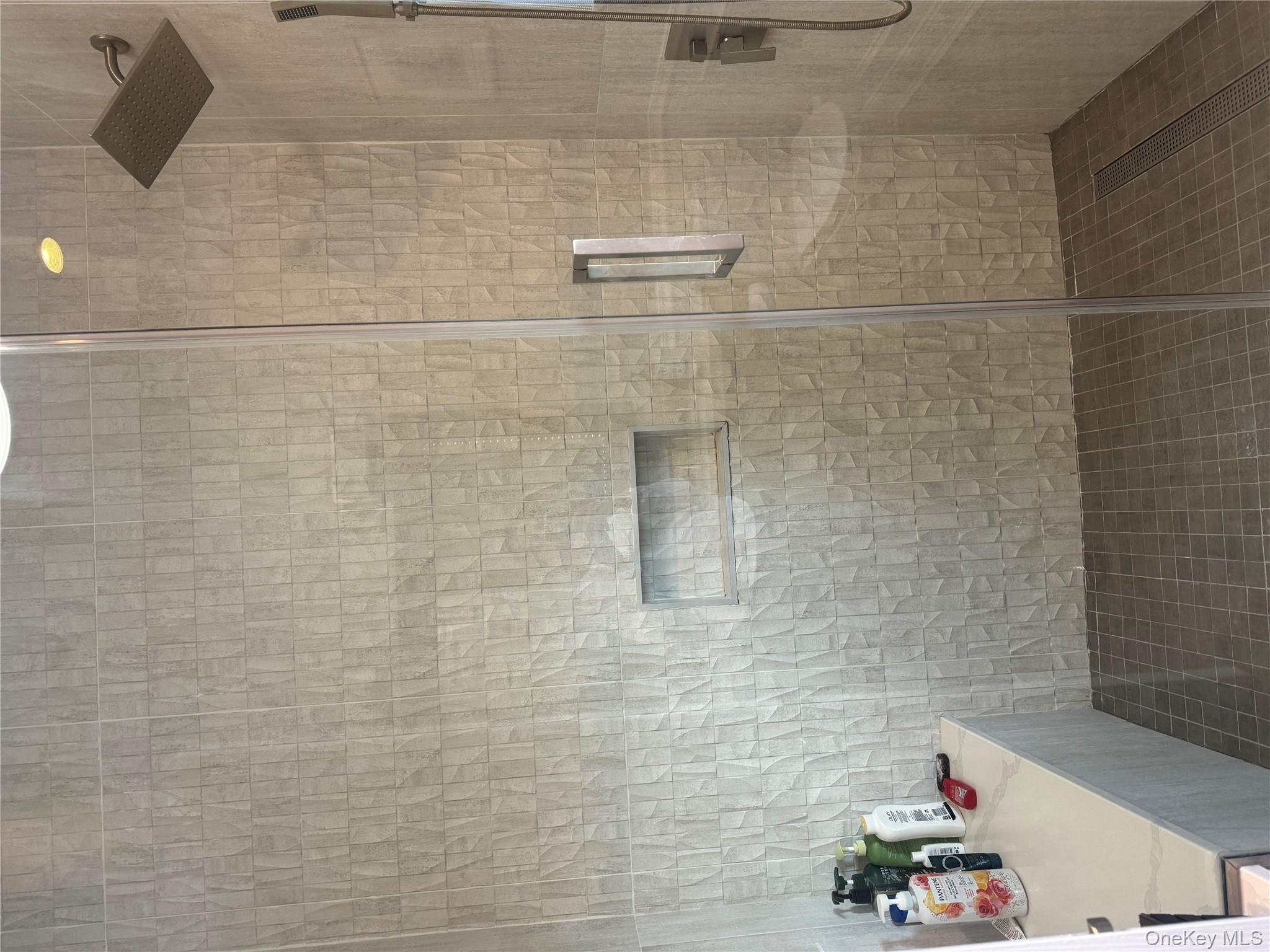 #4 photo, 221 Rivendell Court, Melville , NY 11747