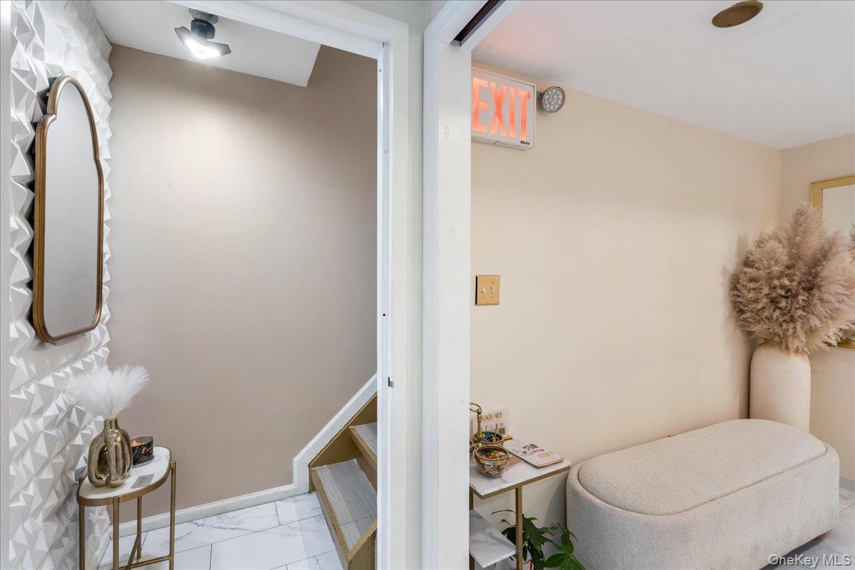 #16 photo, 101-12 43rd Avenue, קווינס Corona , NY 11368