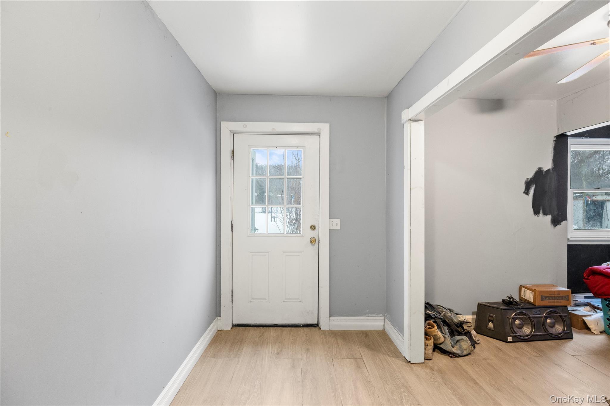 #13 photo, 355 Dayton Avenue, 東長島 Manorville , NY 11949