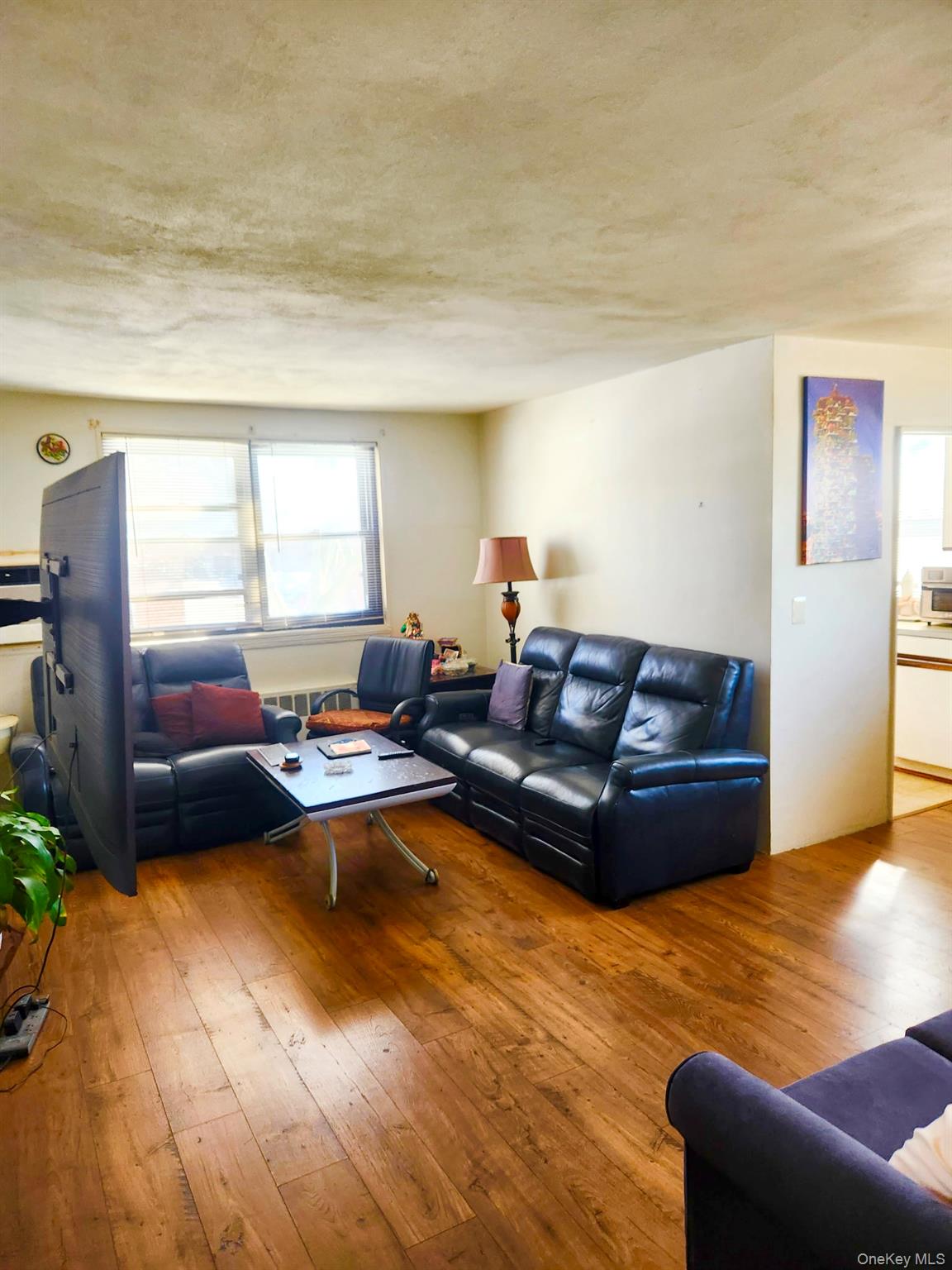 #3 photo, 57-65 246 Crescent, Douglaston , NY 11362