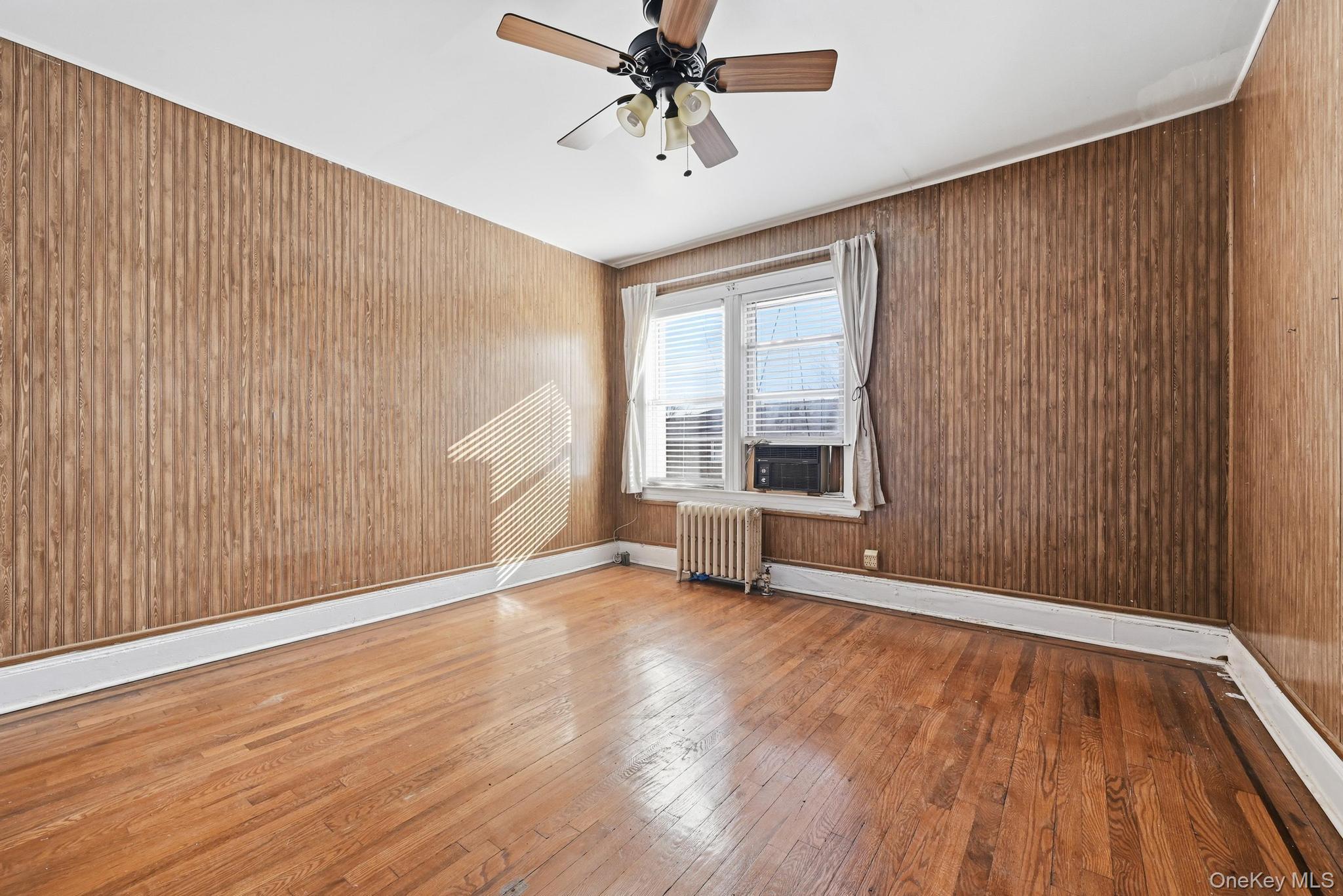 #15 photo, 10531 79th Street, クイーンズ区 Ozone Park , NY 11417