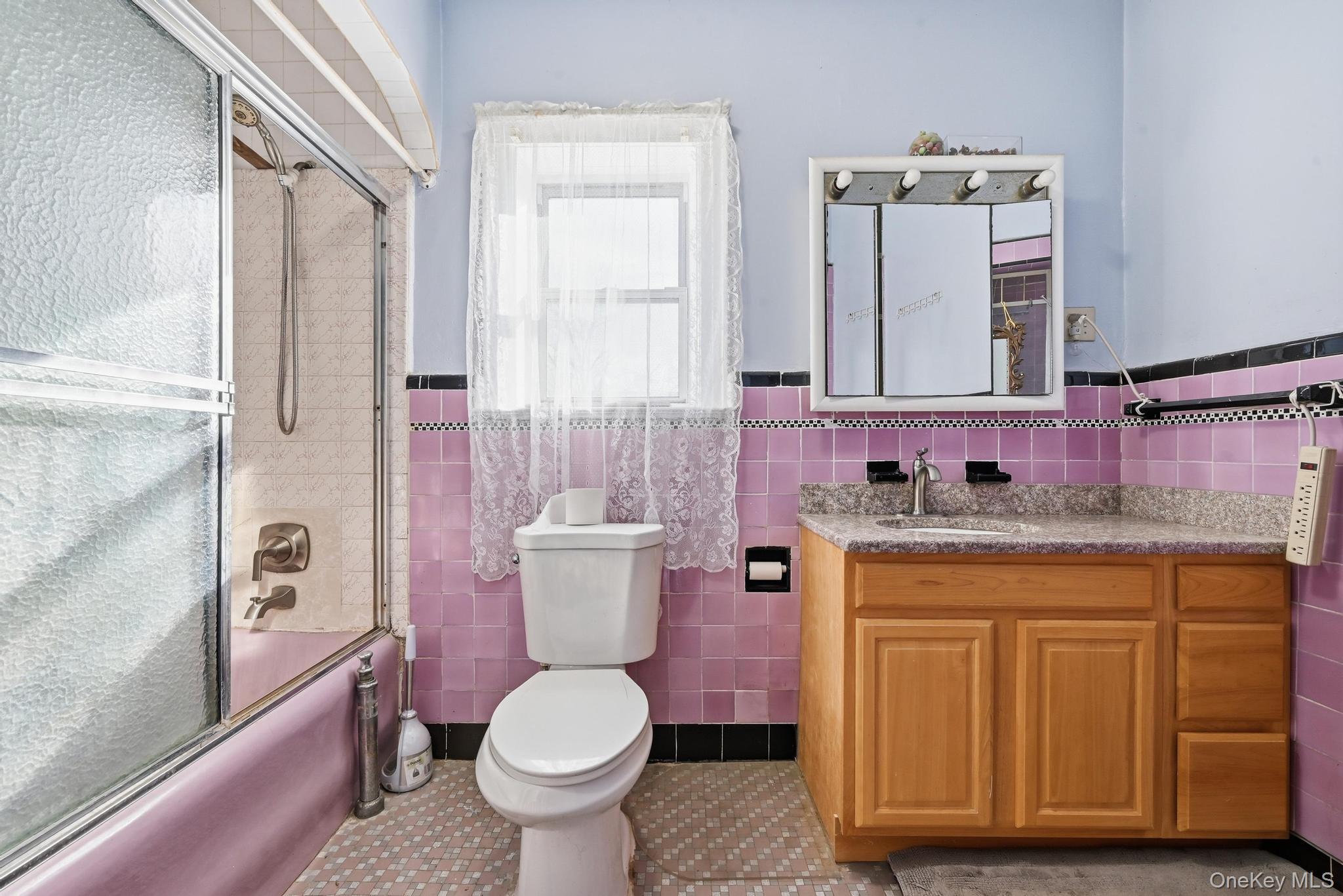 #17 photo, 10531 79th Street, クイーンズ区 Ozone Park , NY 11417