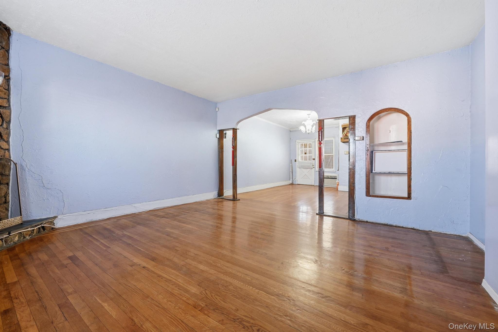 #4 photo, 10531 79th Street, クイーンズ区 Ozone Park , NY 11417