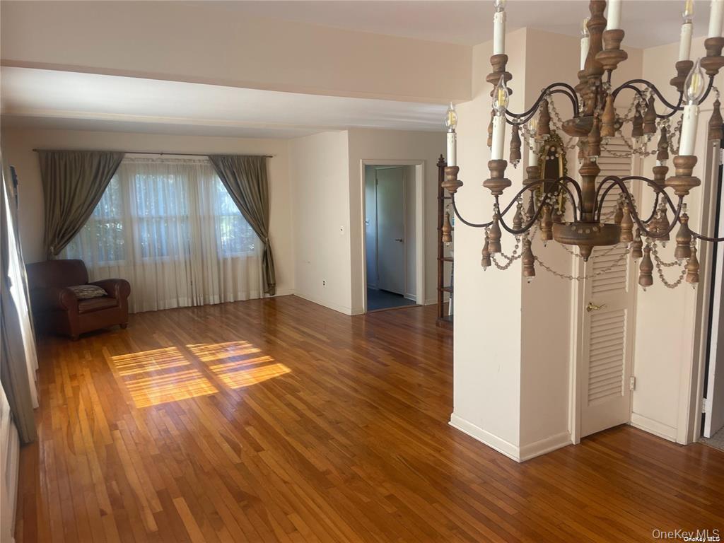 #8 photo, 217 Greeley, Sayville , NY 11782