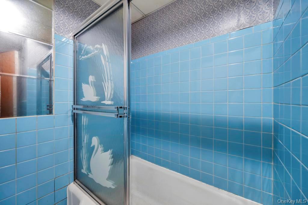 #12 photo, 189 Ontario Avenue, 롱 아일랜드 Massapequa , NY 11758