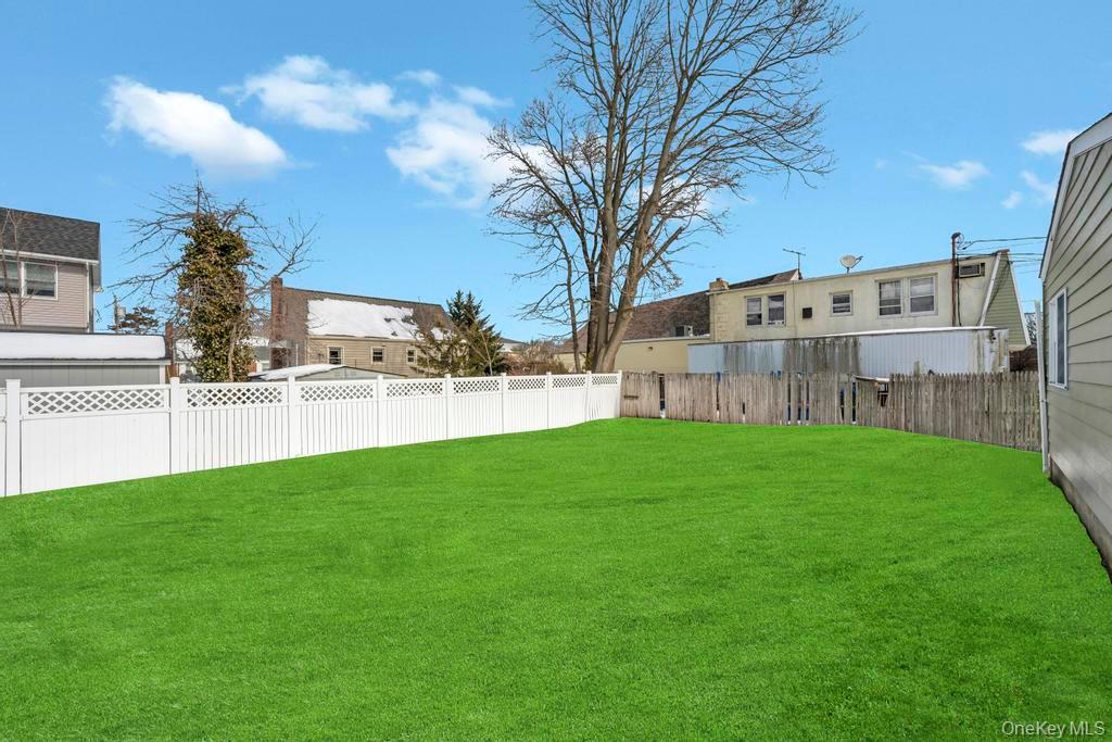 #14 photo, 189 Ontario Avenue, 롱 아일랜드 Massapequa , NY 11758