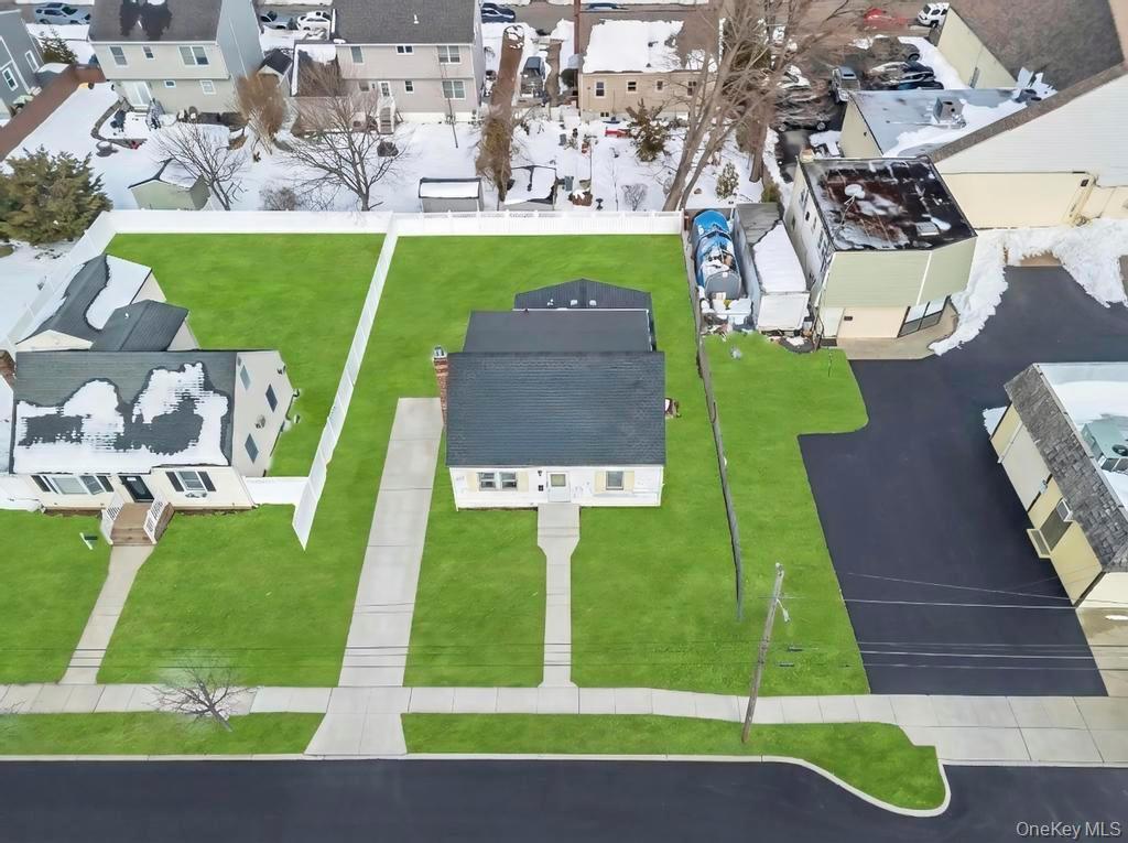 #2 photo, 189 Ontario Avenue, 롱 아일랜드 Massapequa , NY 11758