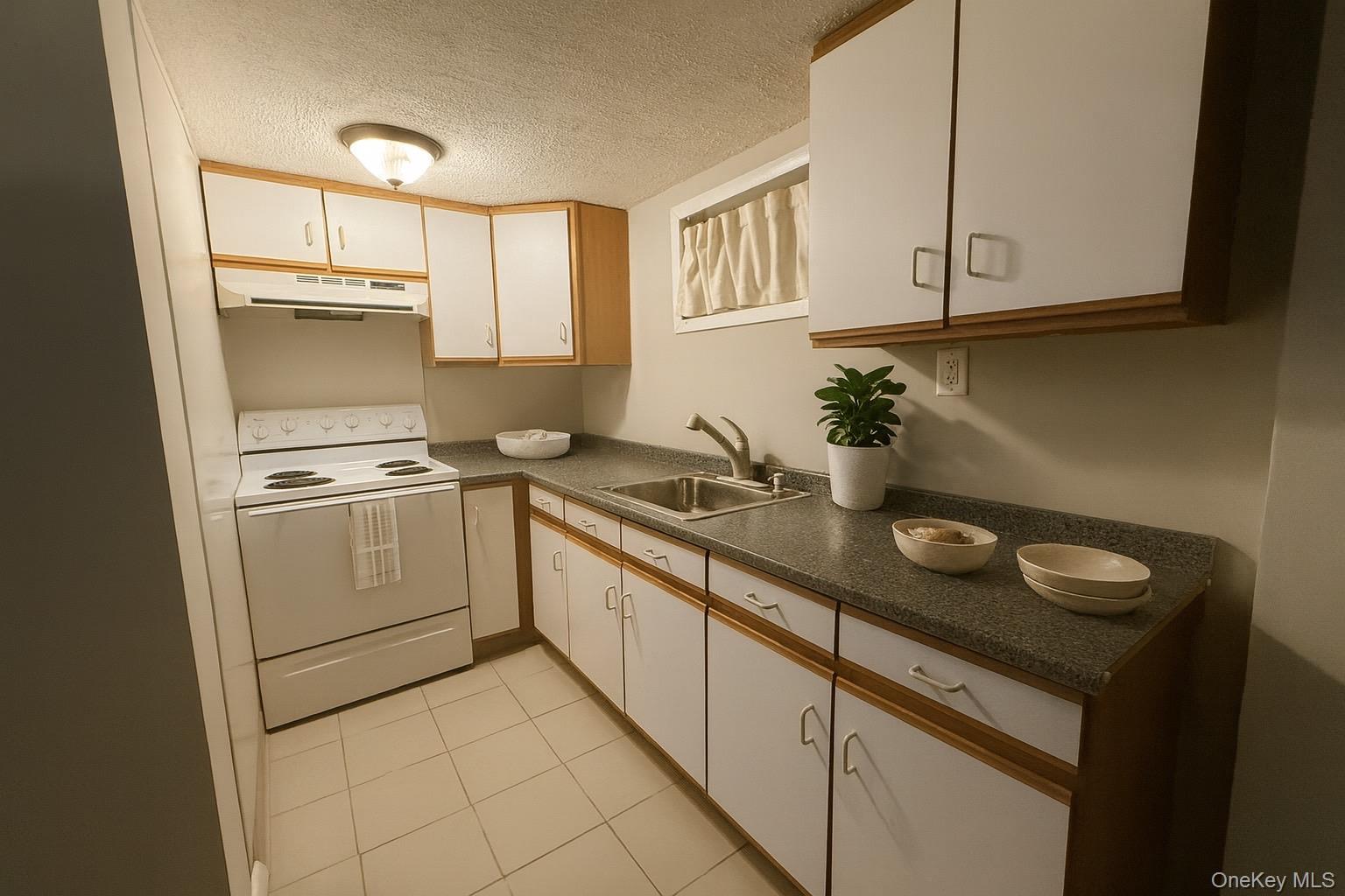 #2 photo, 1321 Manor Lane, Bay Shore , NY 11706