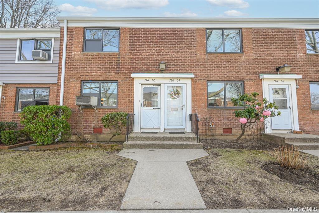 #1 photo, 21606 68th Avenue, 皇后区 Oakland Gardens , NY 11364