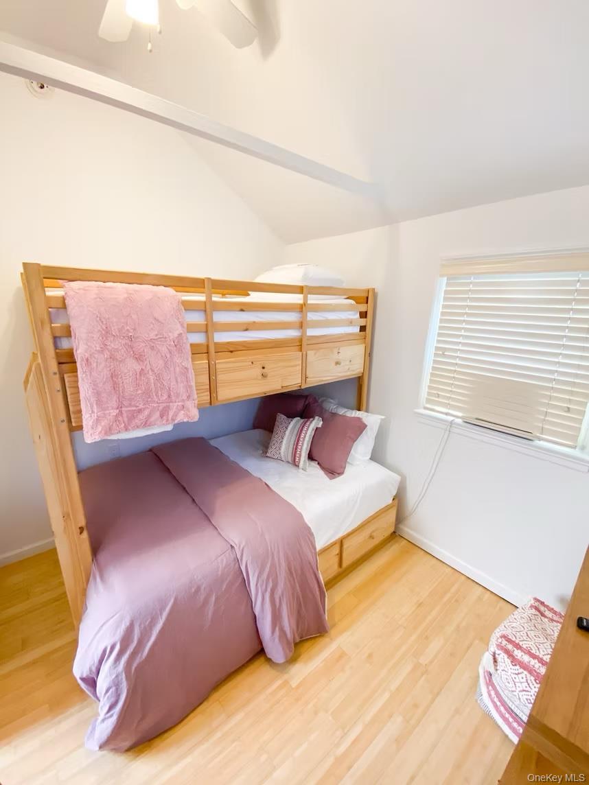 #5 photo, 298 Cottage Walk, সাফোক কাউন্টি Ocean Beach , NY 11770