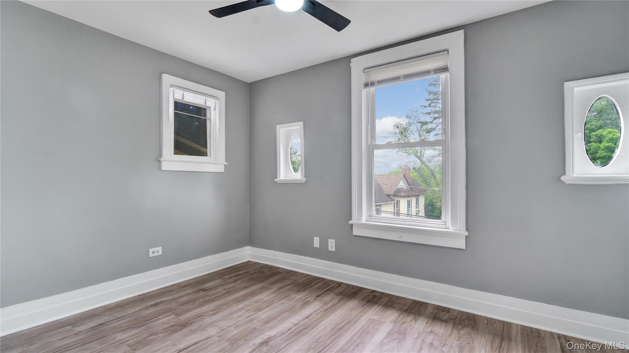 #16 photo, 22 Town Path, Glen Cove , NY 11542