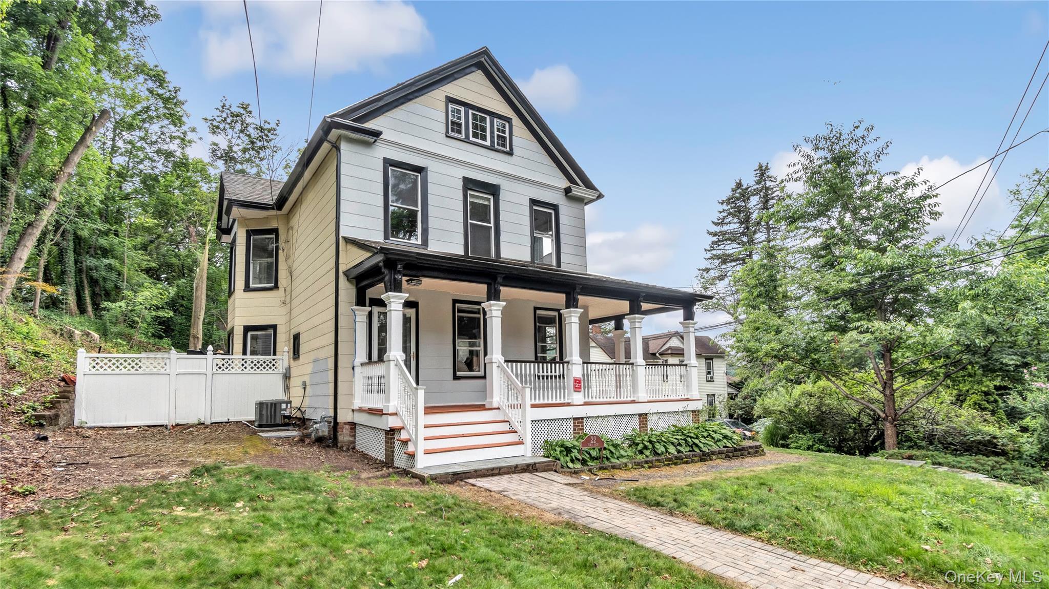 #3 photo, 22 Town Path, Glen Cove , NY 11542