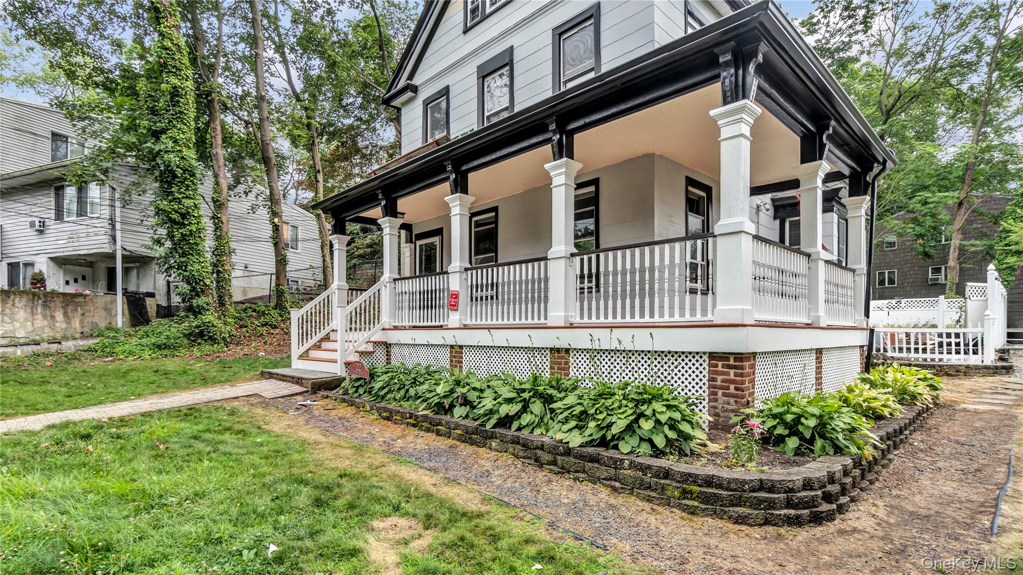 #4 photo, 22 Town Path, Glen Cove , NY 11542