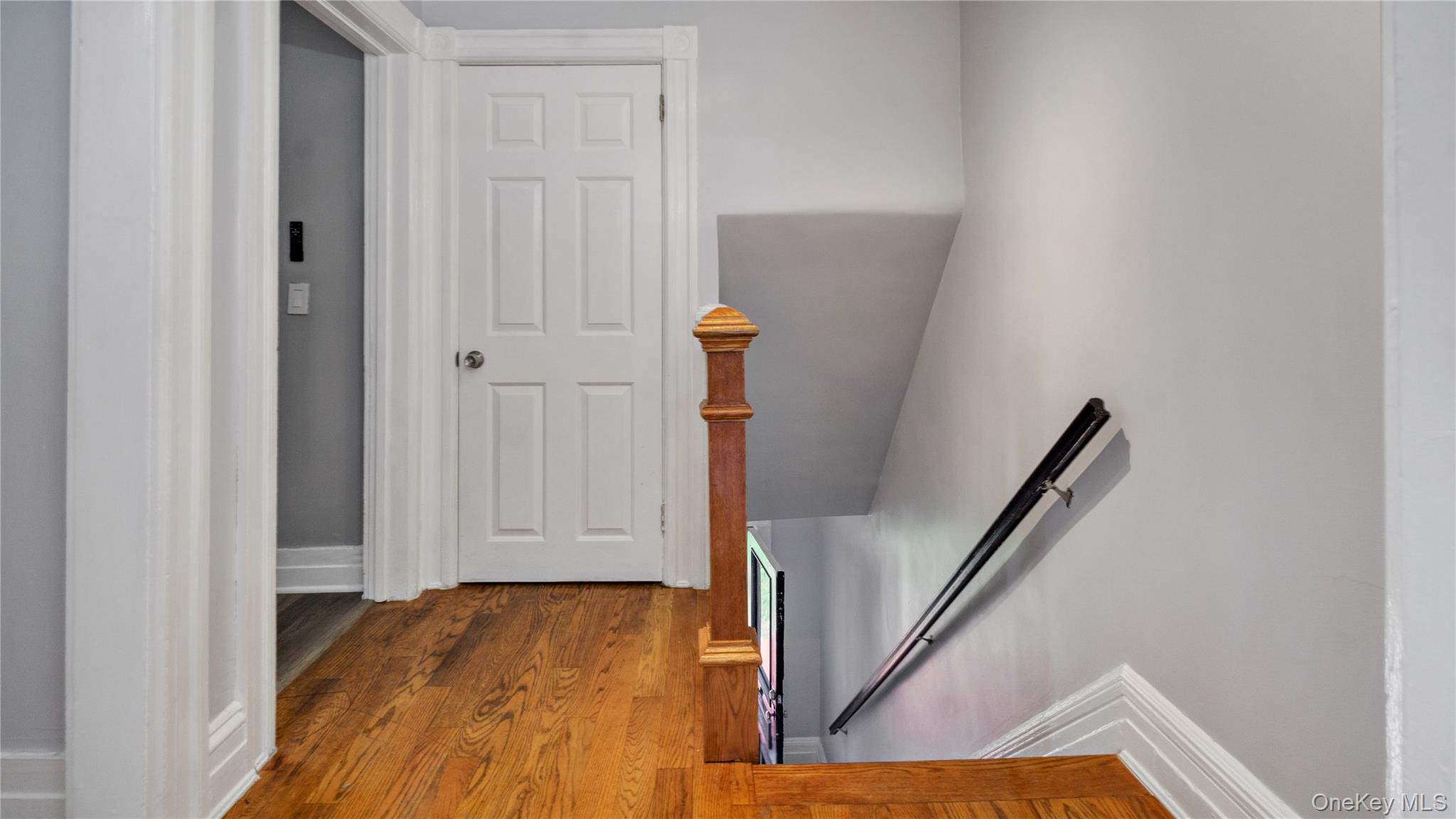 #6 photo, 22 Town Path, Glen Cove , NY 11542