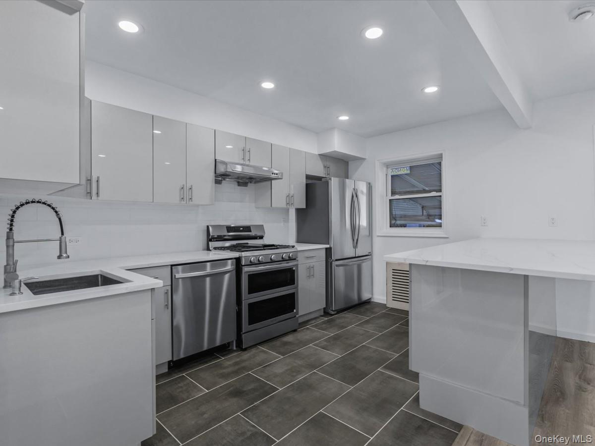 #7 photo, 6616 52nd Drive, Maspeth , NY 11378