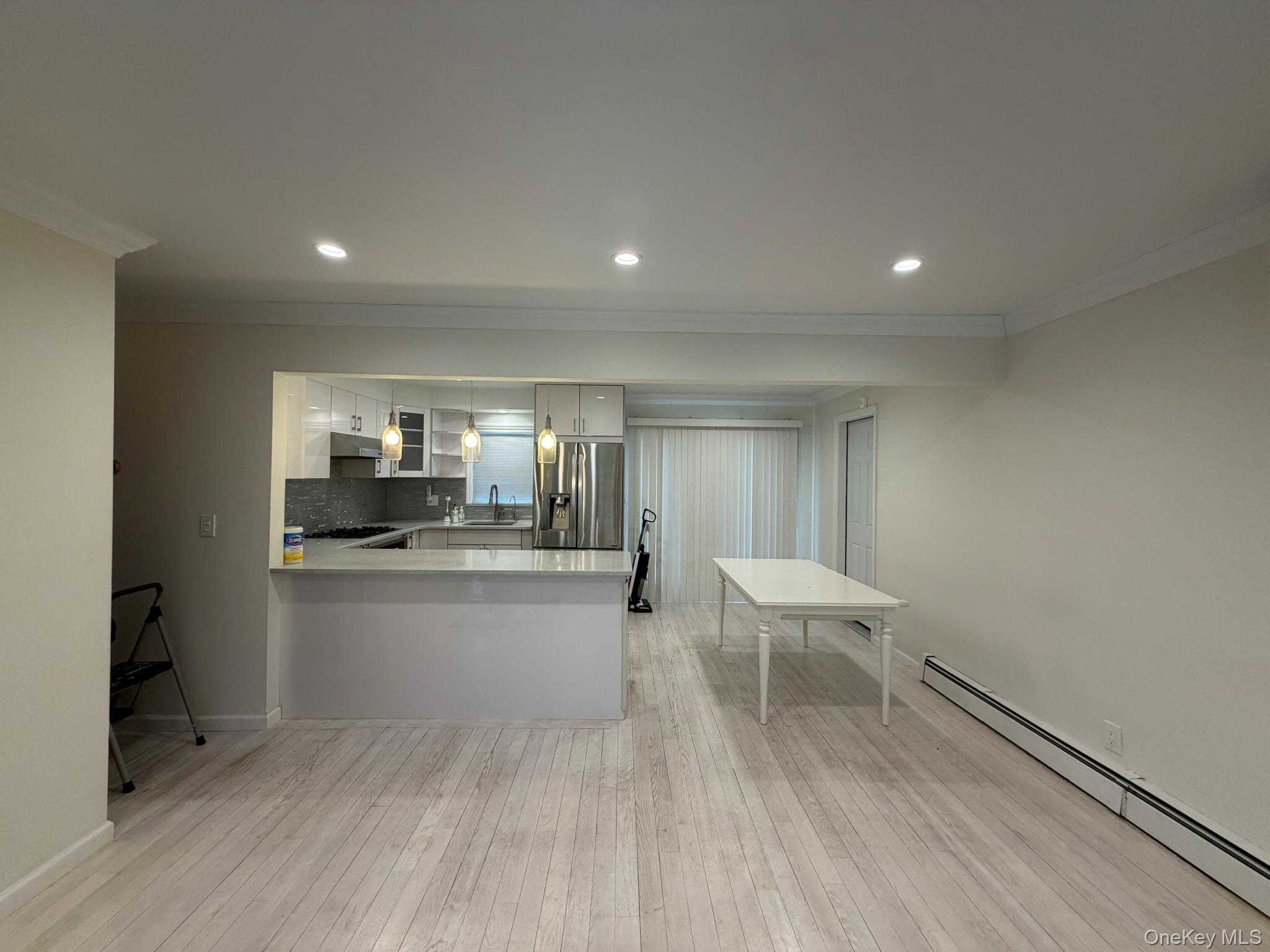 #1 photo, 32 Montana Court, नासाउ काउंटी Syosset , NY 11791