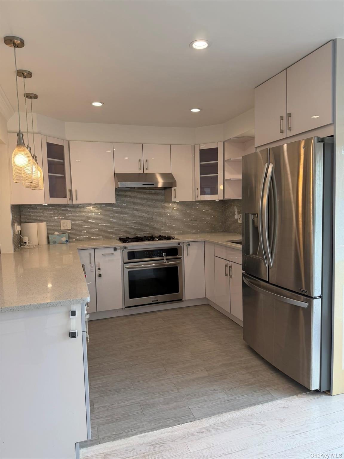 #15 photo, 32 Montana Court, Syosset , NY 11791