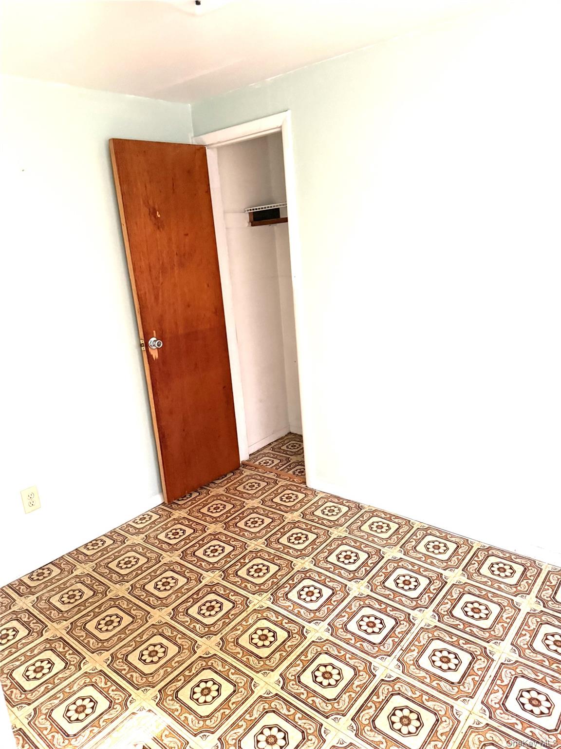 #11 photo, 154-28 65th Avenue, फ्लशिंग Flushing , NY 11367