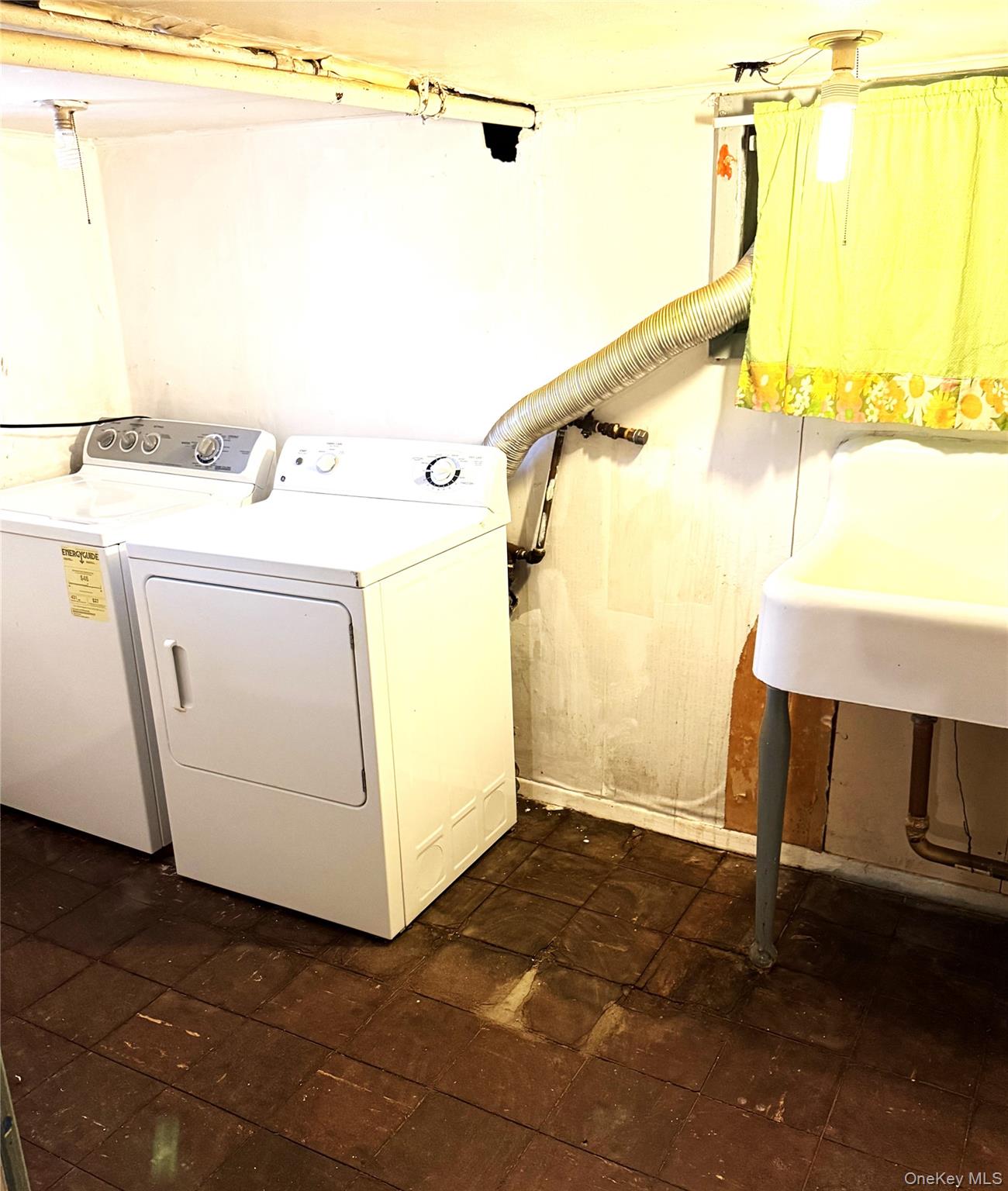 #19 photo, 154-28 65th Avenue, फ्लशिंग Flushing , NY 11367