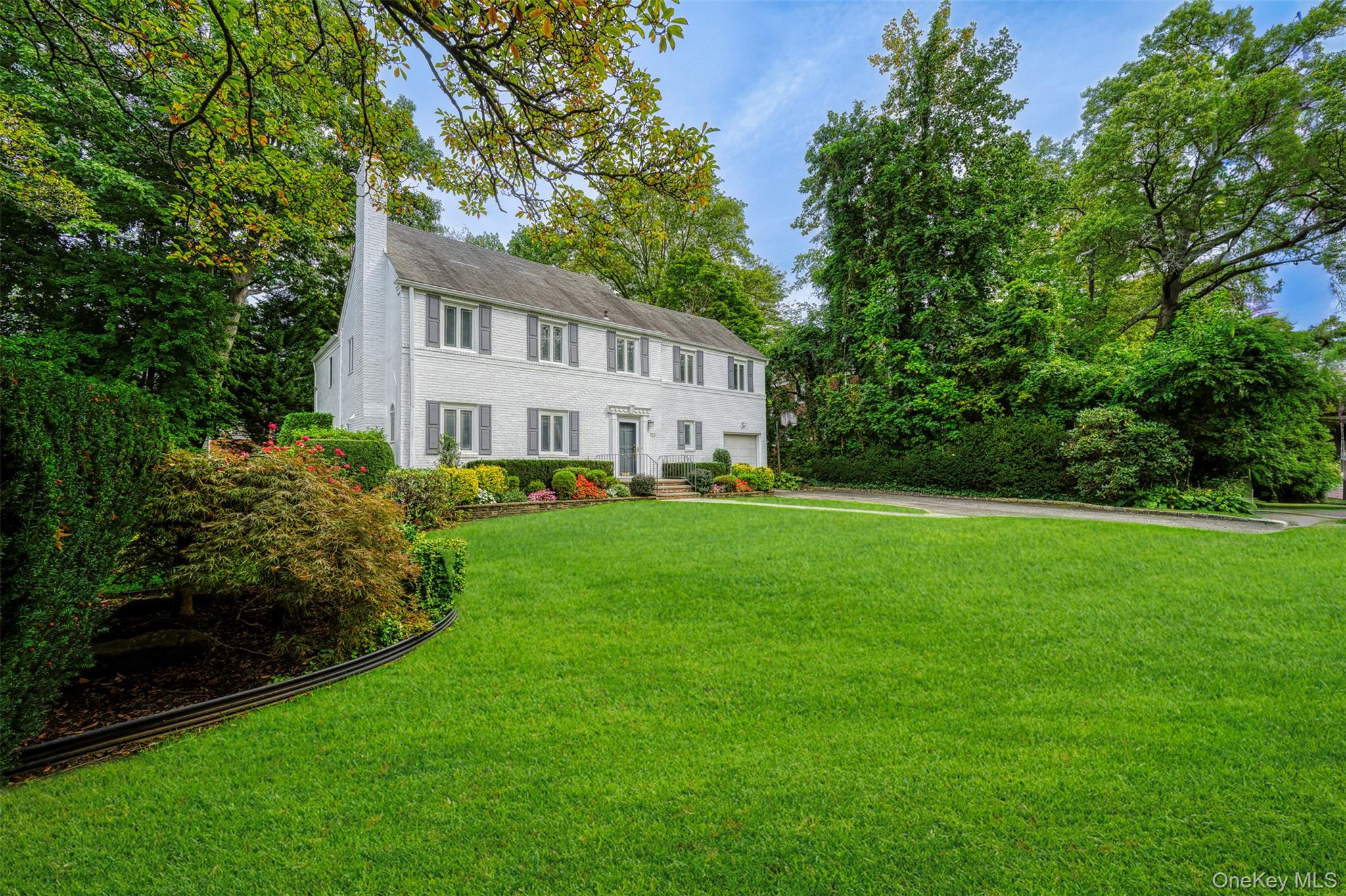 #1 photo, 23 Parkside Drive, নাসাউ কাউন্টি Great Neck , NY 11021