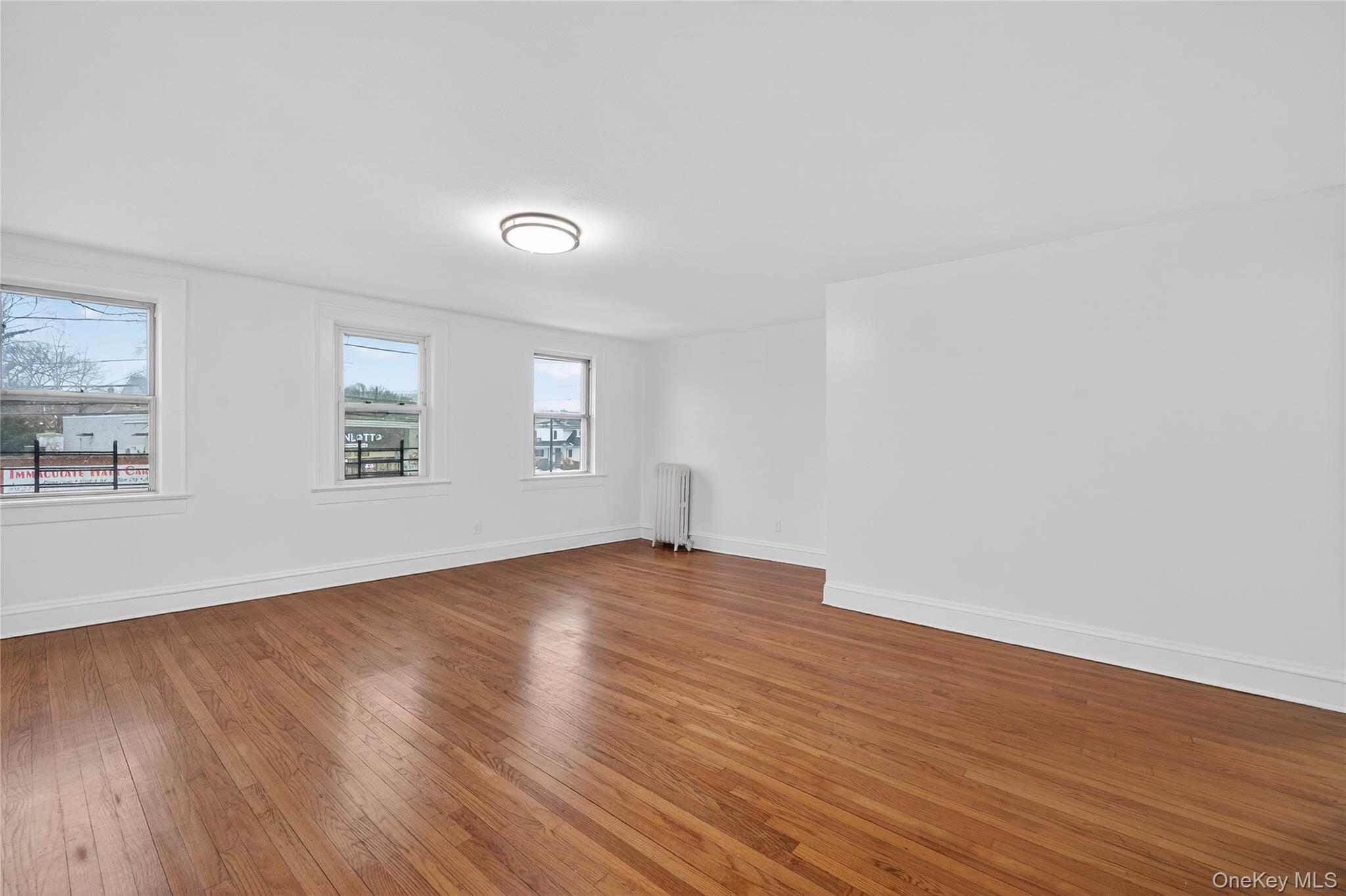 #2 photo, 2092 Grand Avenue, Baldwin , NY 11510