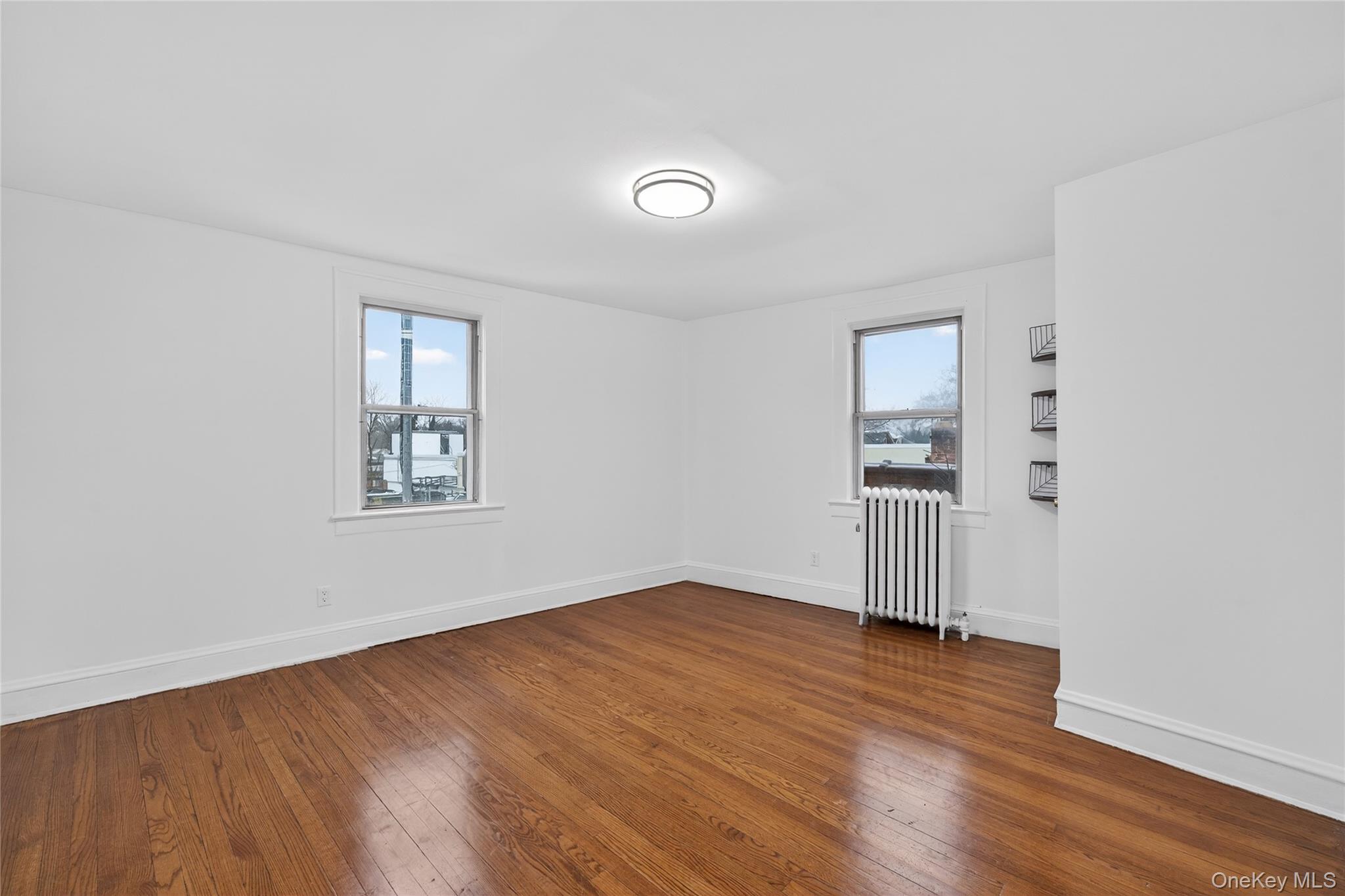 #7 photo, 2092 Grand Avenue, Baldwin , NY 11510