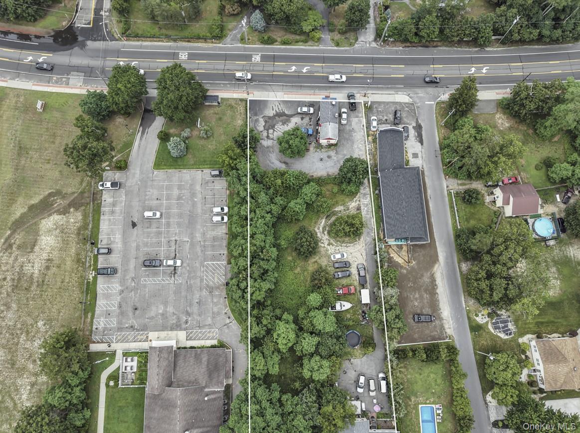 #12 photo, 669 Flanders Road, מחוז סאפוק Flanders , NY 11901