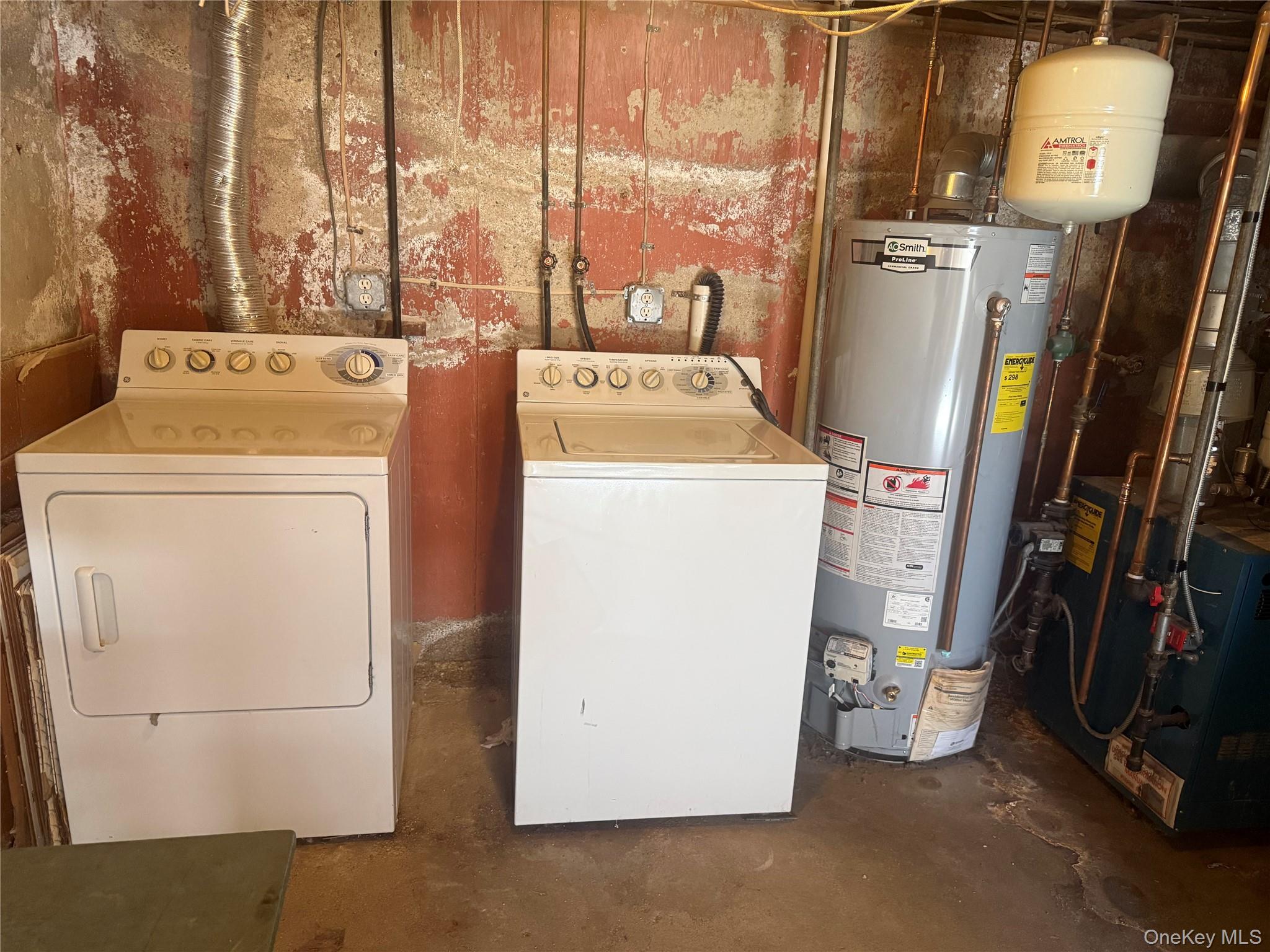 #9 photo, 219 Manhattan Avenue, নাসাউ কাউন্টি Westbury , NY 11590